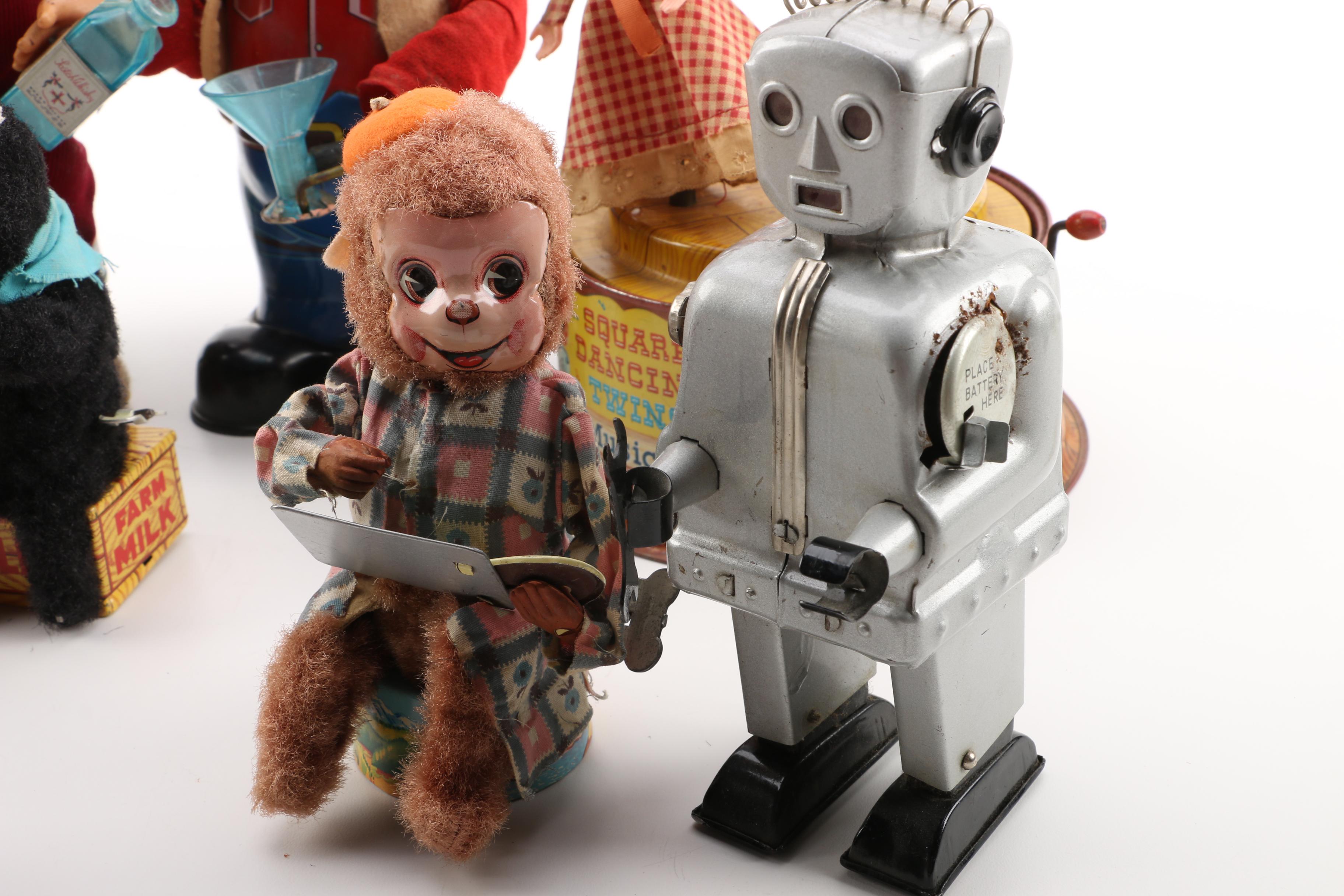 Vintage Mechanical Toys Including "The Jetsons"