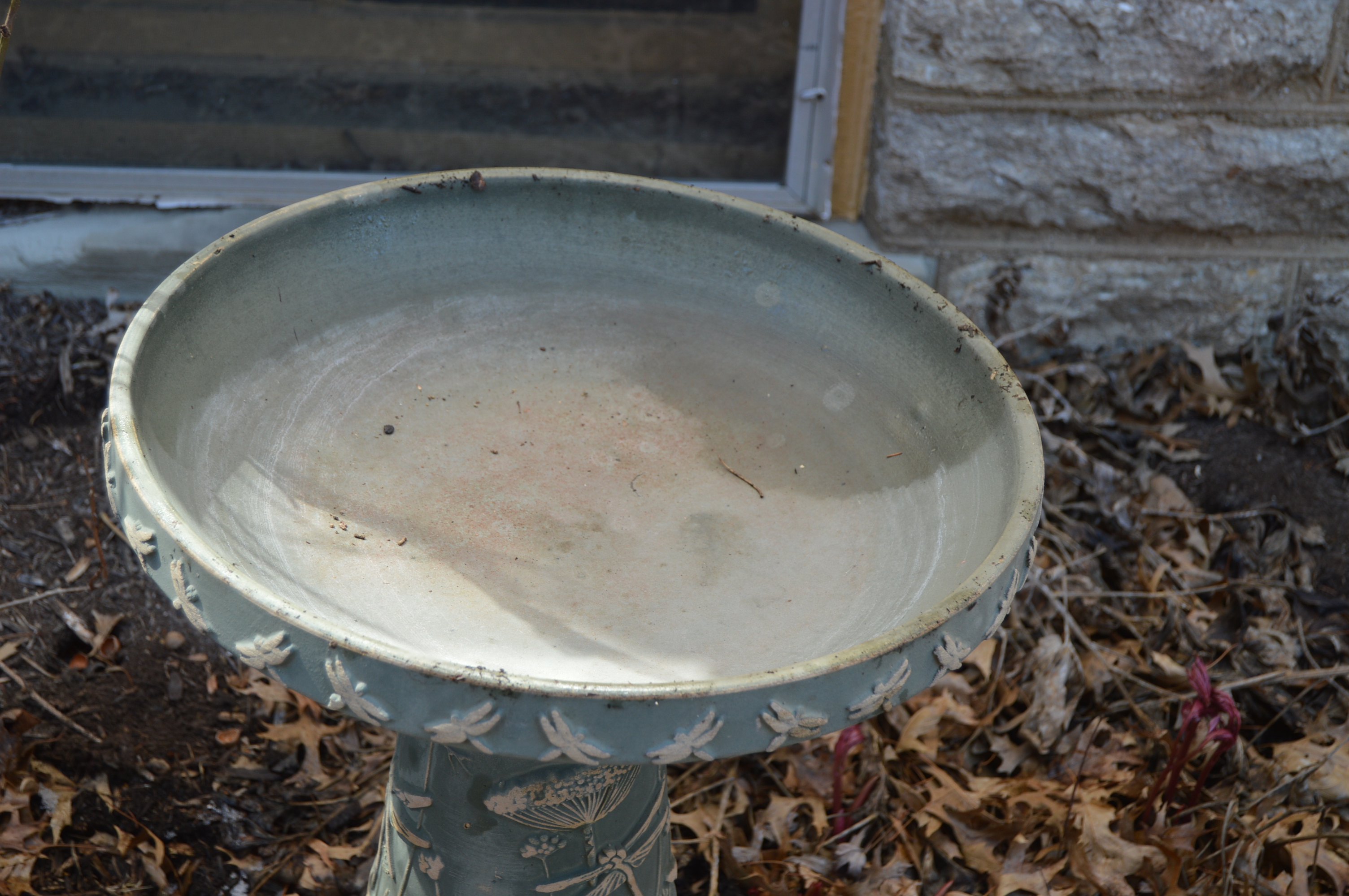 Ceramic Bird Bath with Dragonfly Decoration