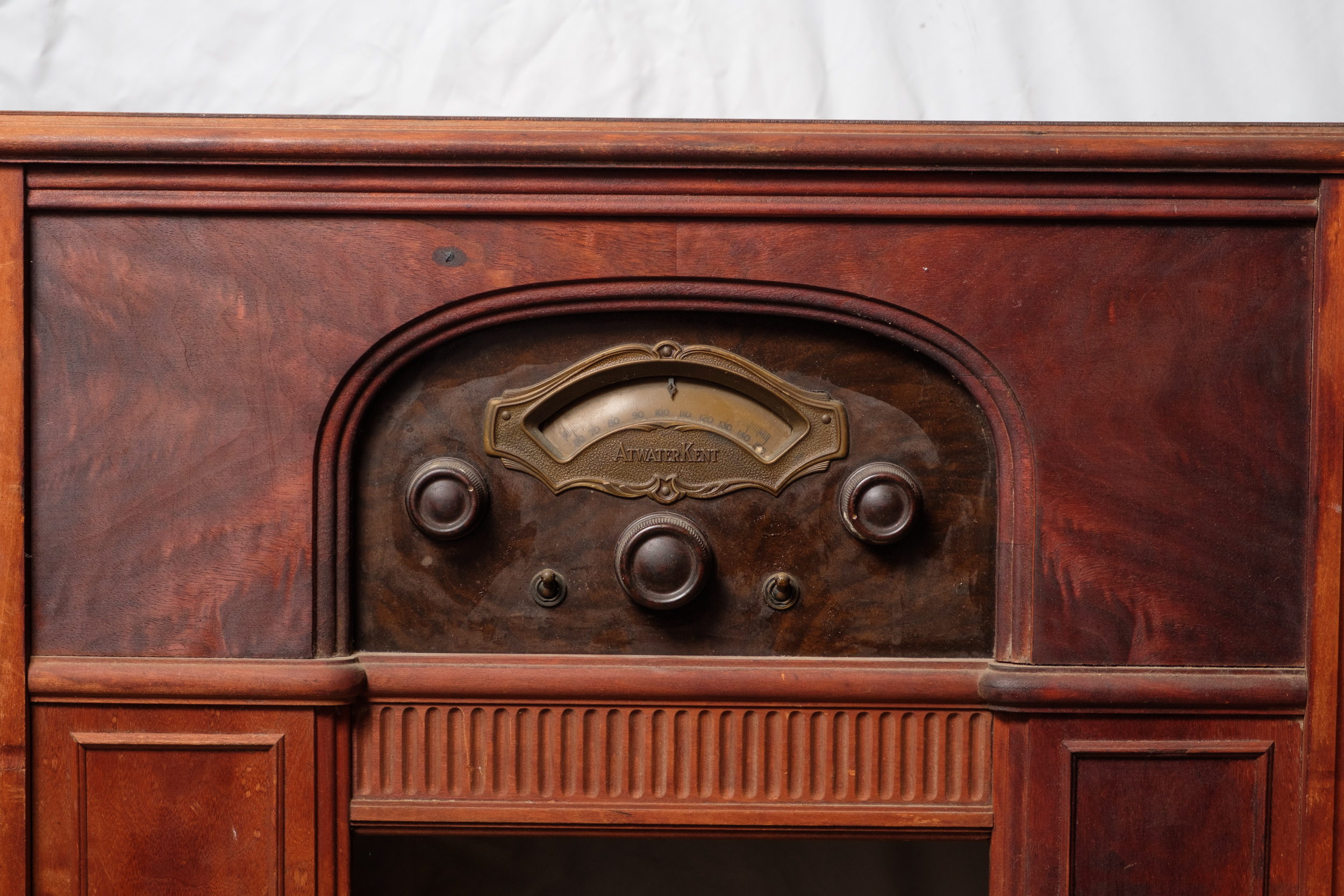 Vintage Atwater Kent Model 70 Console Radio