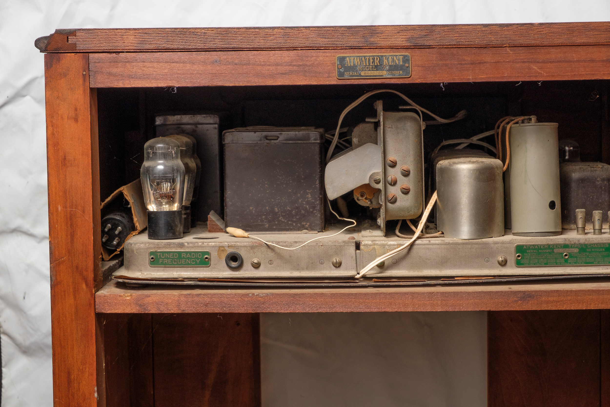 Vintage Atwater Kent Model 70 Console Radio