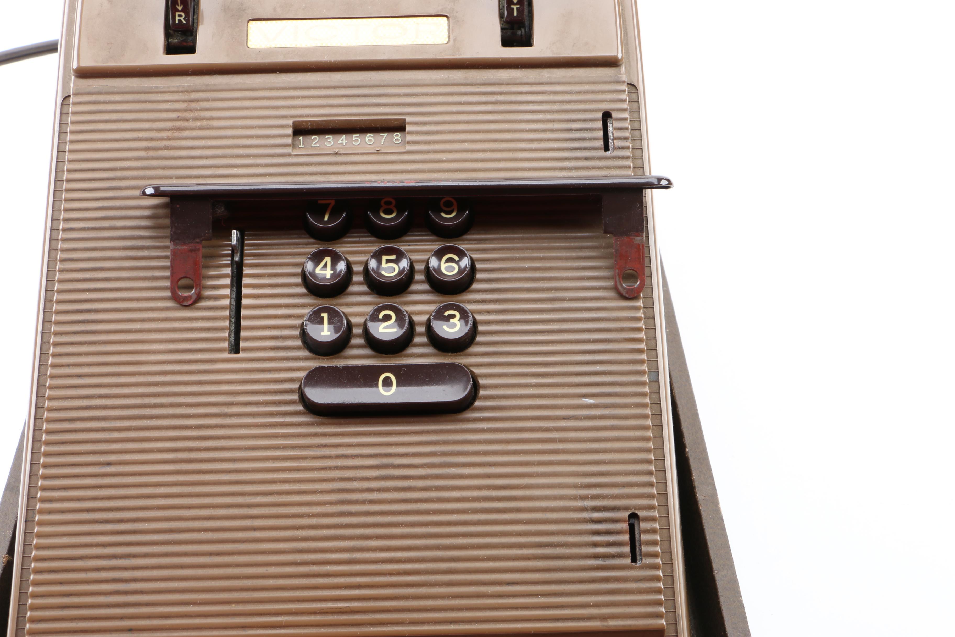 Vintage Victor Adding Machine Co. Adding Machine