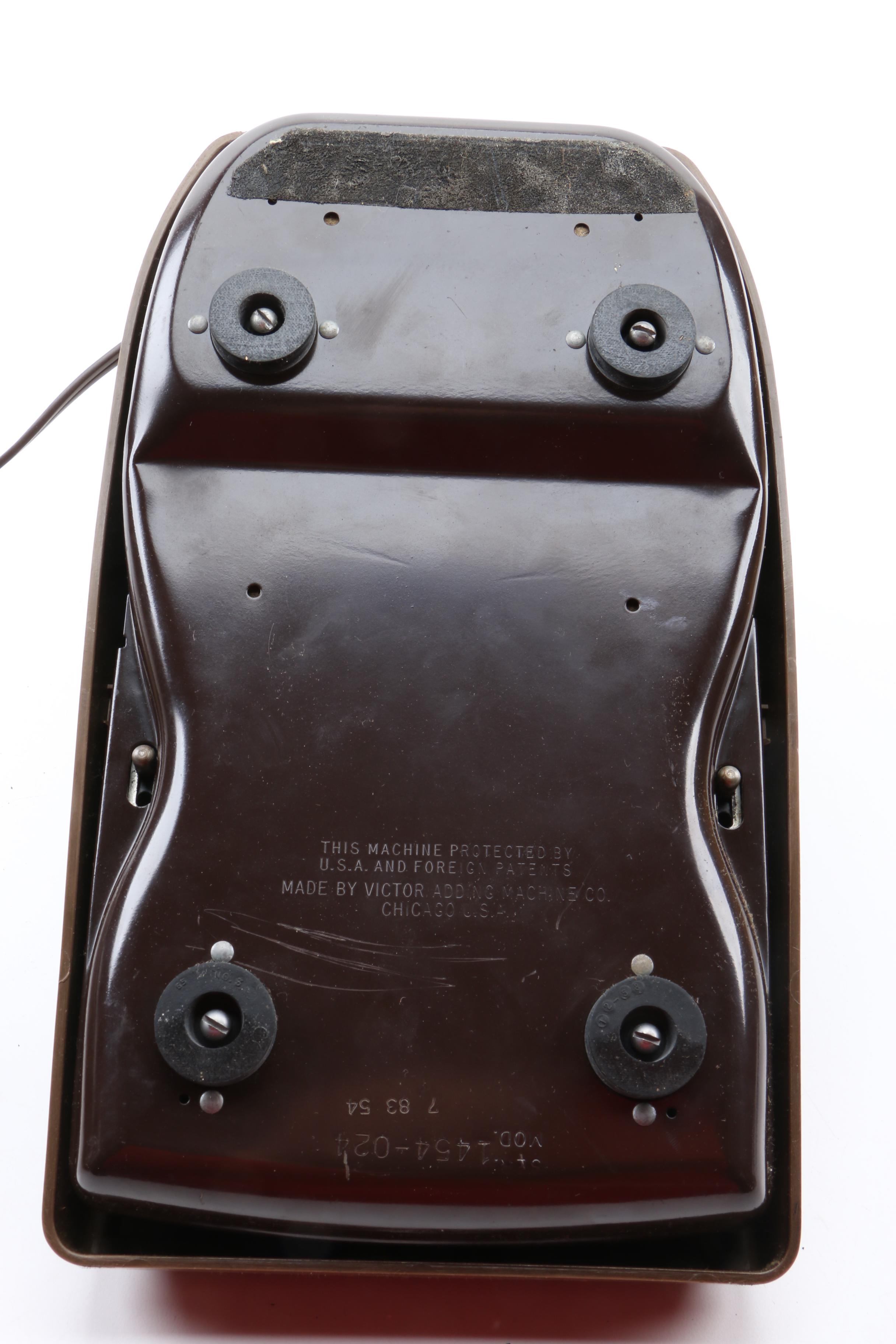 Vintage Victor Adding Machine Co. Adding Machine