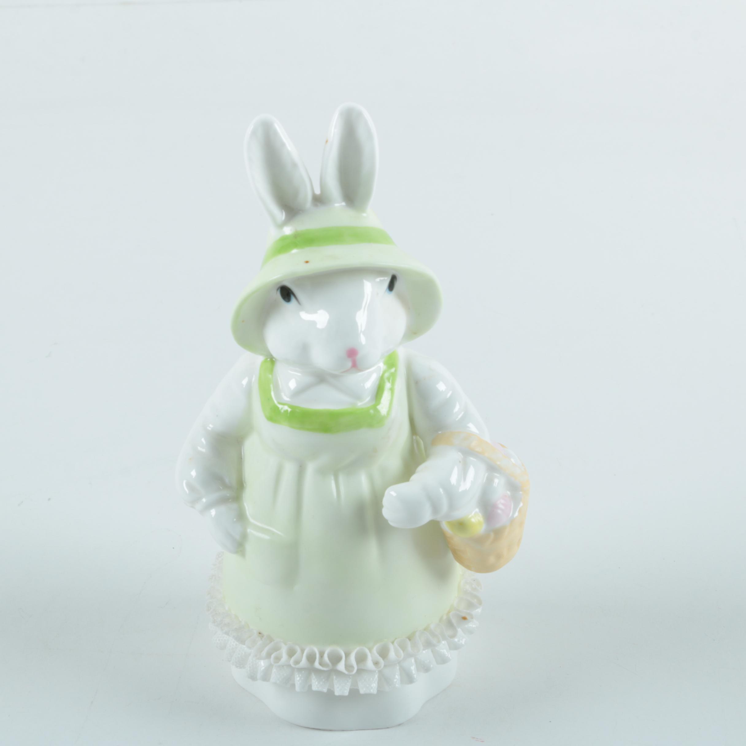 Oneida Silver Plate Baby Mug and Other Decorative Collectibles