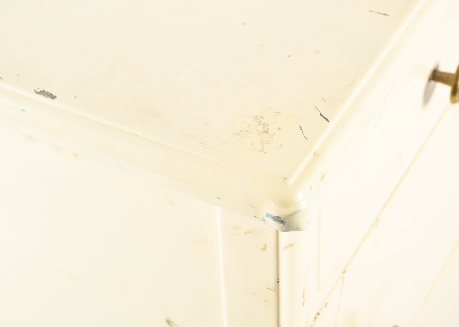 Simmons Sheraton style painted dresser