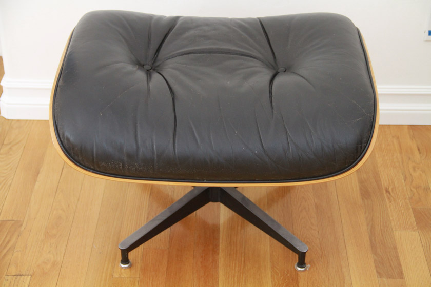 Vintage Charles Eames Lounge Chair and Ottoman by Herman Miller