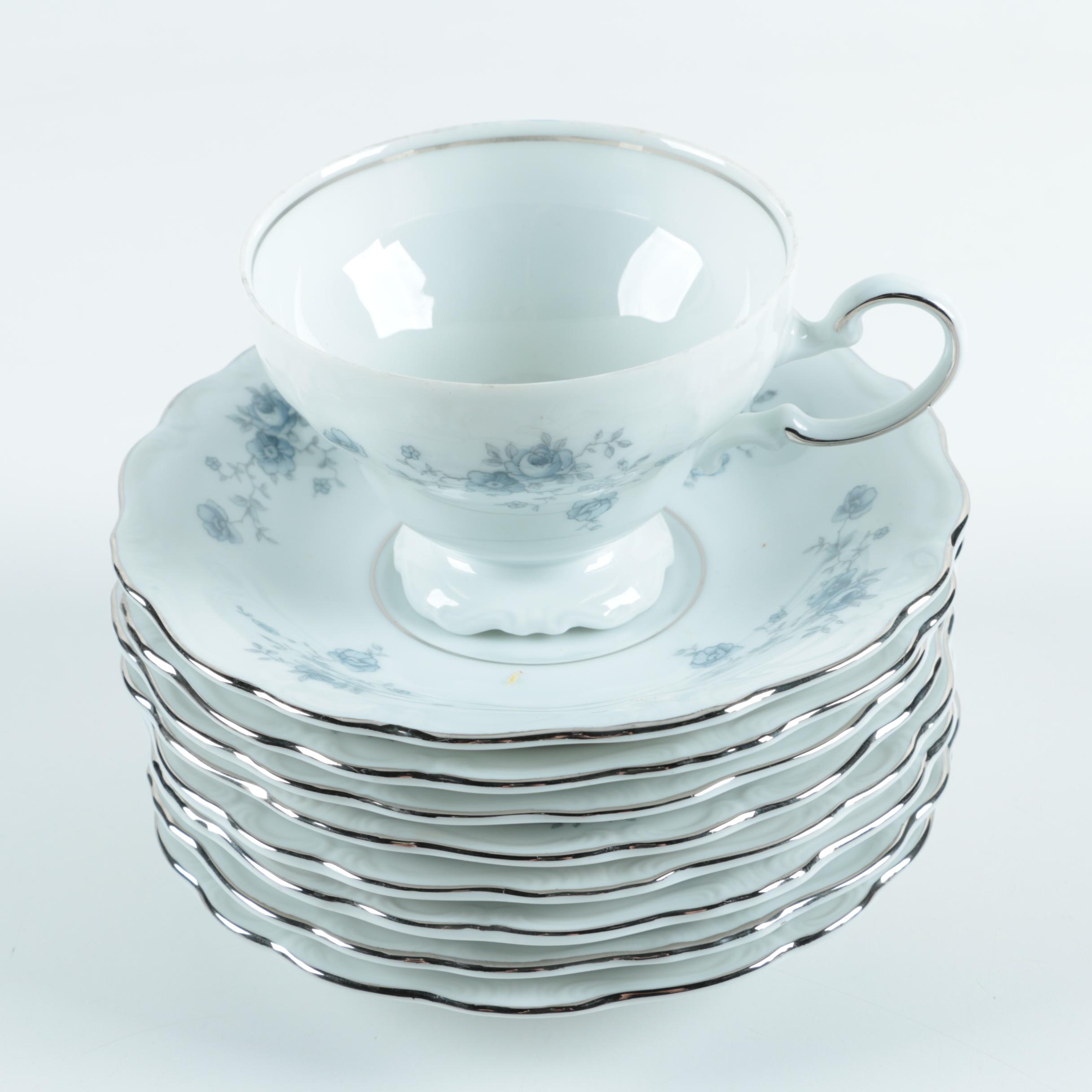 Johann Haviland "Blue Garland" Bavarian Porcelain Dinnerware