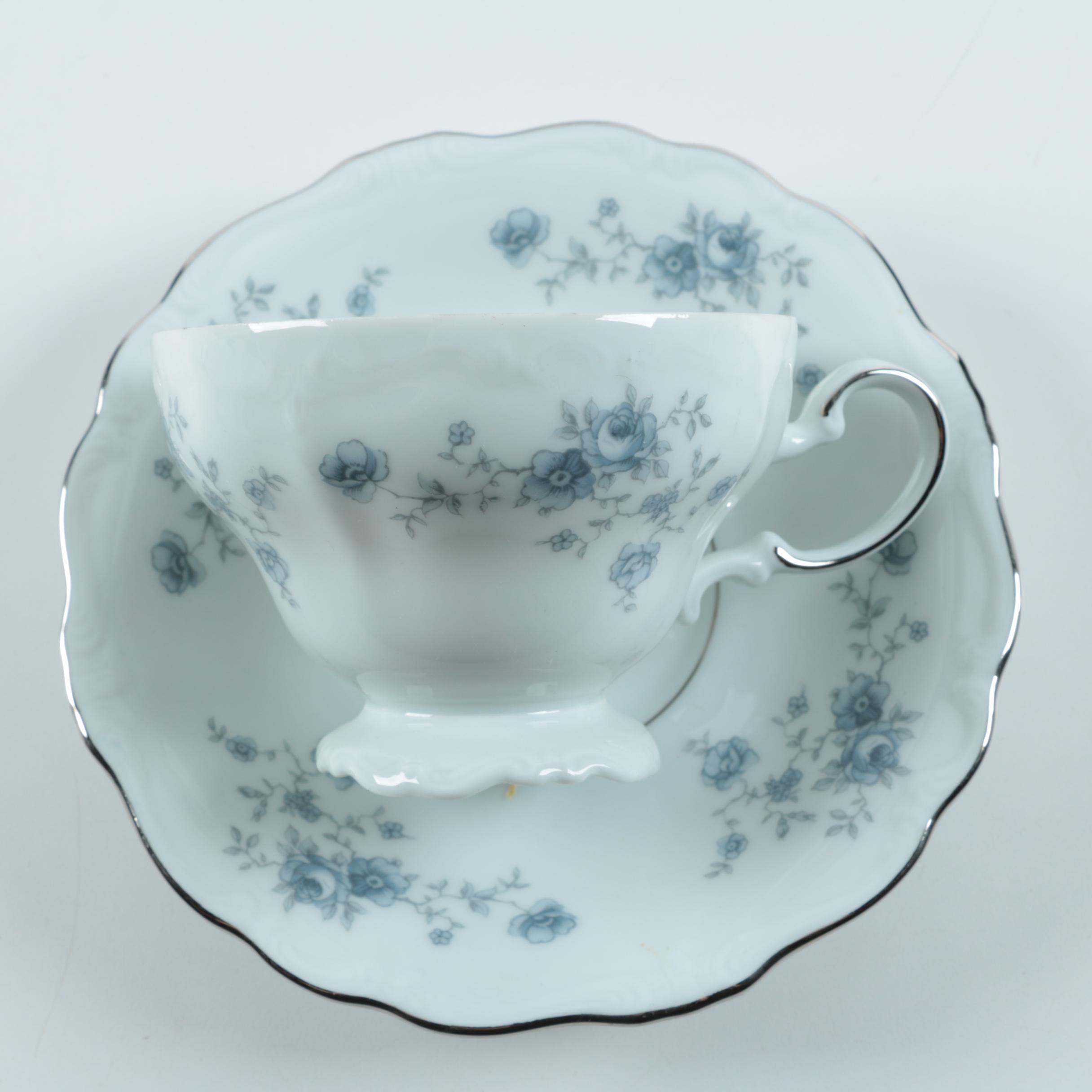 Johann Haviland "Blue Garland" Bavarian Porcelain Dinnerware