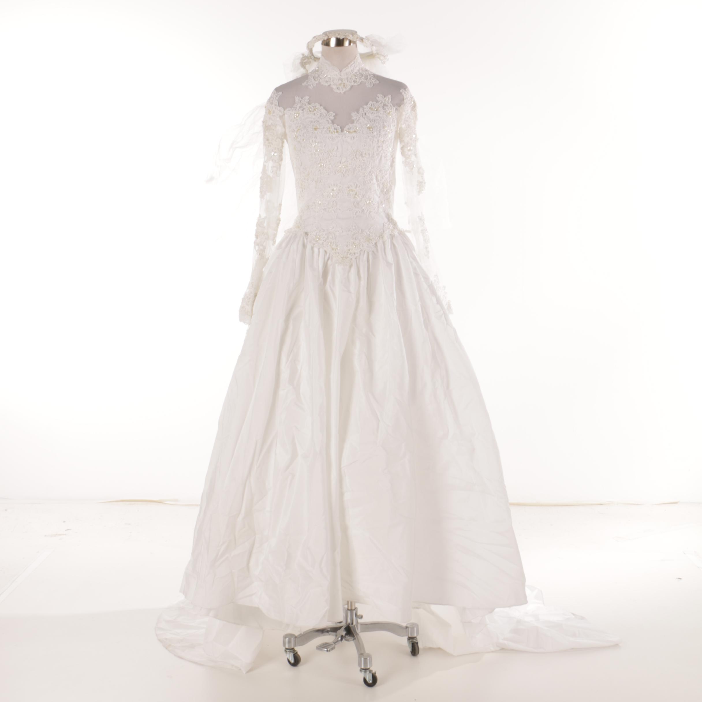 Vintage Basque Waist Wedding Gown with Chapel Train and Headpiece Veil