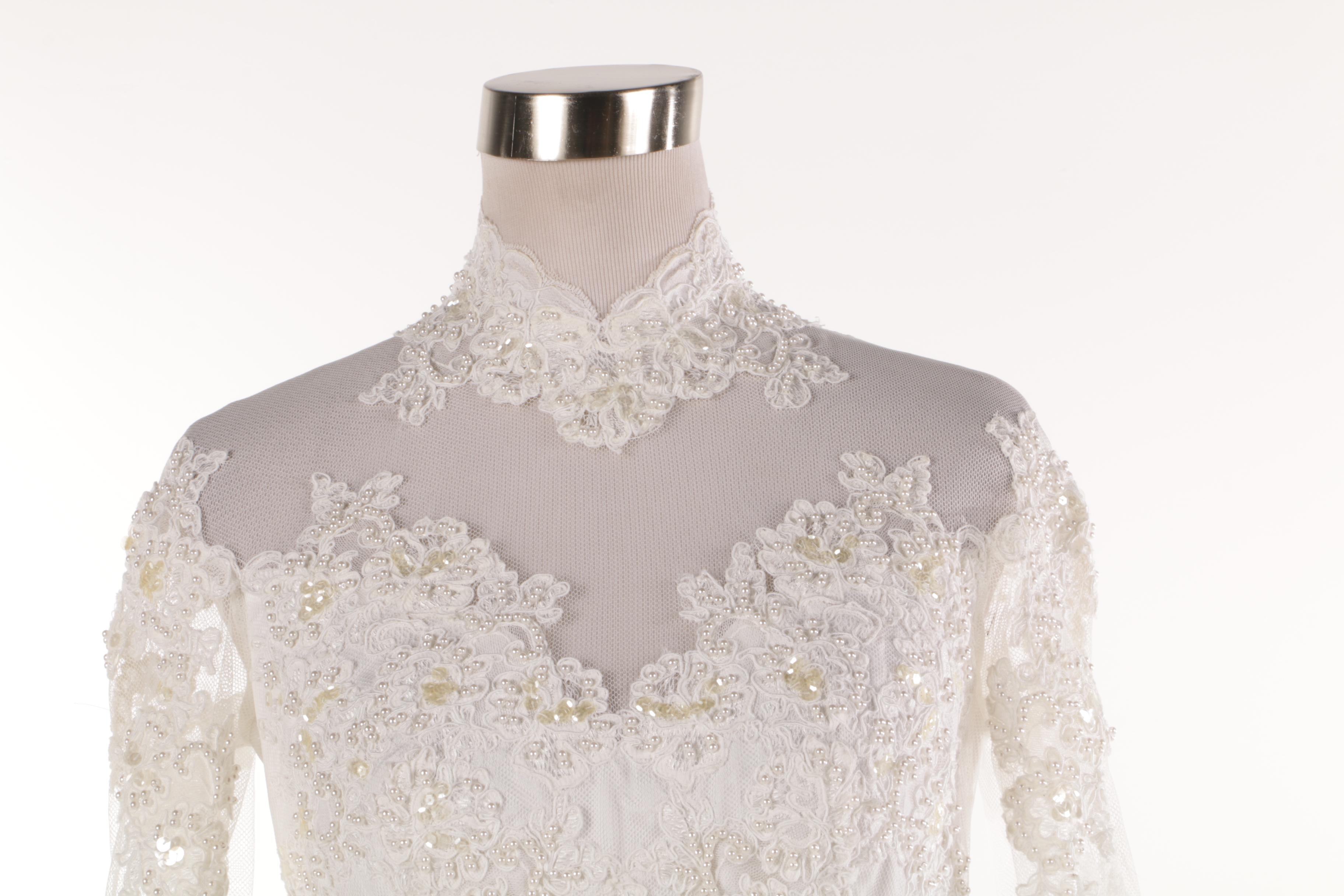 Vintage Basque Waist Wedding Gown with Chapel Train and Headpiece Veil