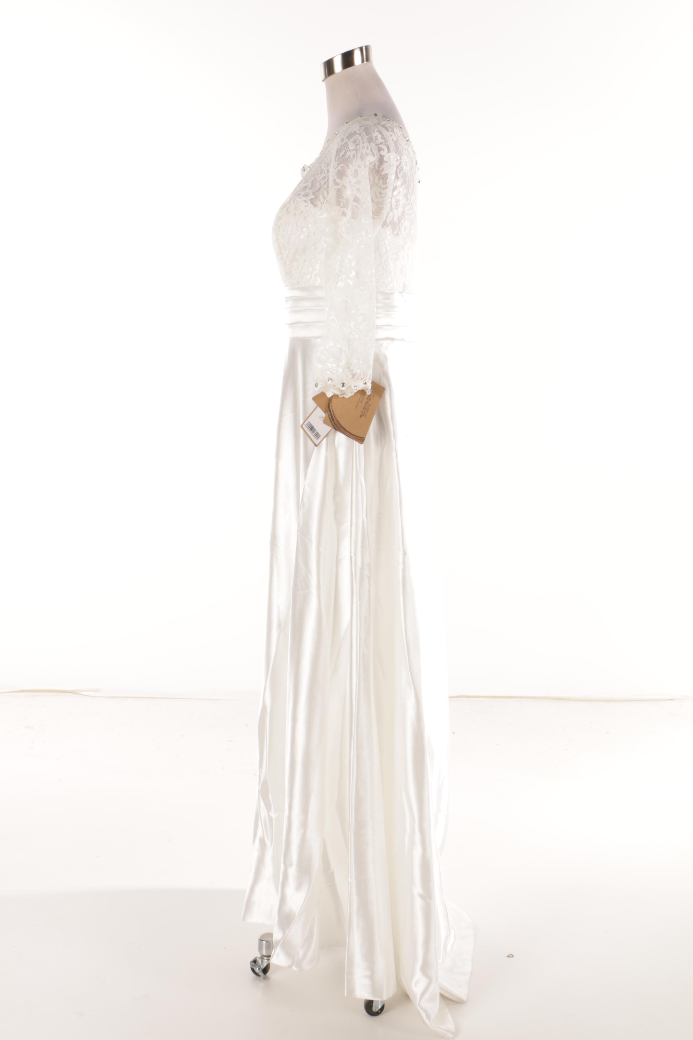 Vintage Light In The Box Bridal Dress with Rhinestones