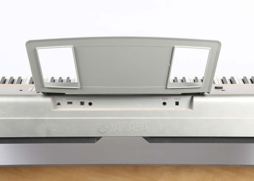 Yamaha YPG-625 Digital Mini-Grand Keyboard with Stool