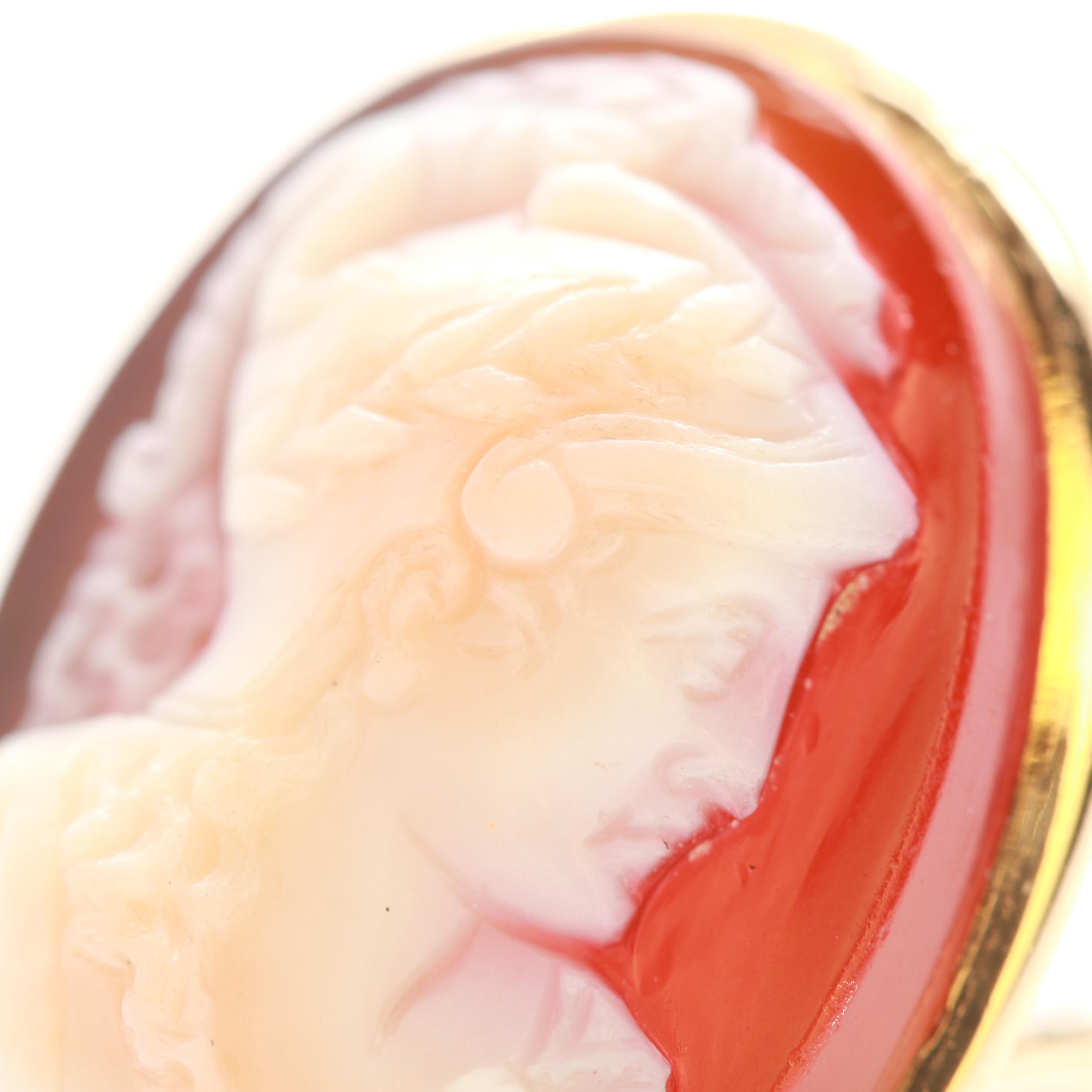 10K Yellow Gold Sardonyx Cameo Ring with 14K Yellow Gold Accents