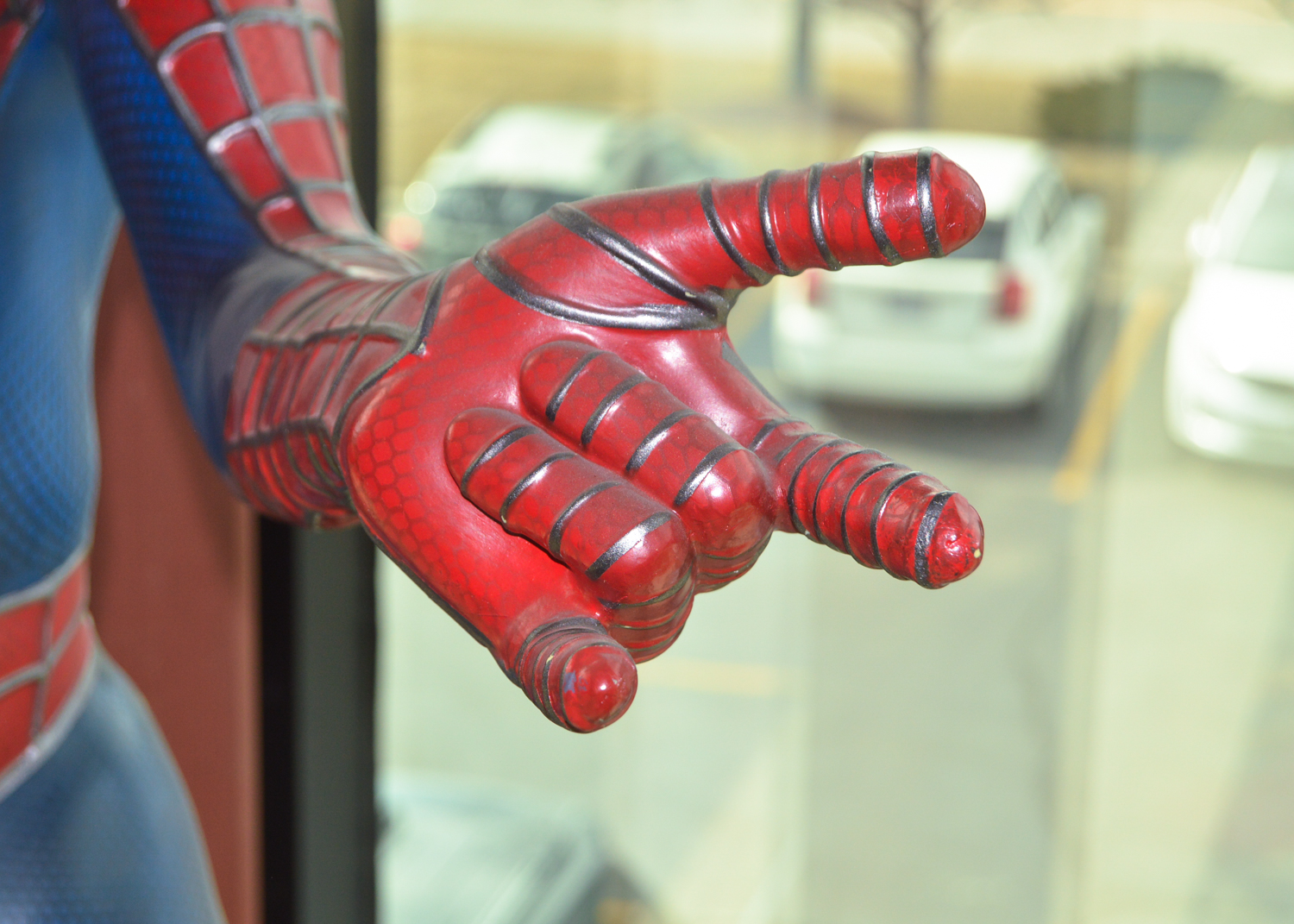 2001/2002 Blockbuster Limited Edition Life Size Spider-Man Replica