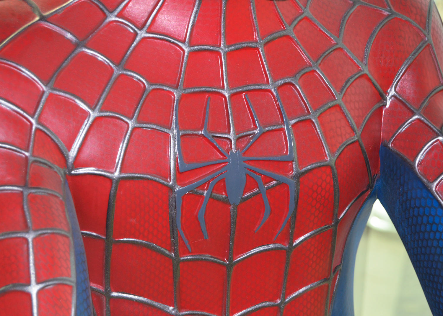 2001/2002 Blockbuster Limited Edition Life Size Spider-Man Replica