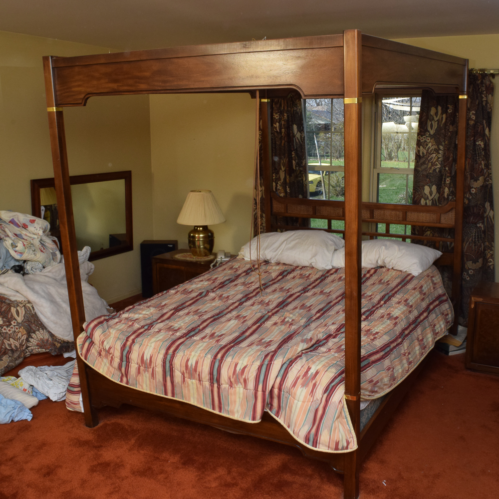 Asian Style Queen Size Canopy Bed