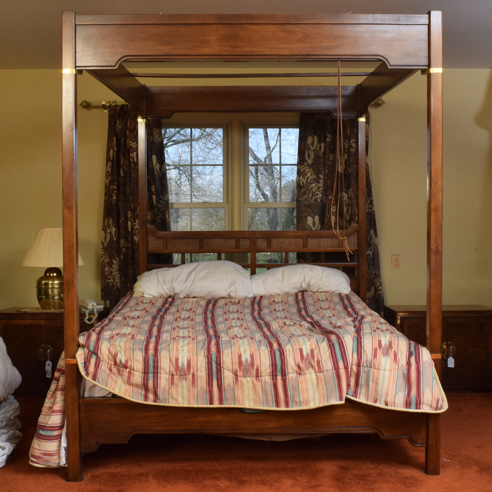 Asian Style Queen Size Canopy Bed