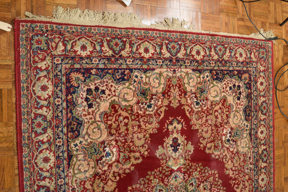 Machine Made Belgian Wool Area Rug