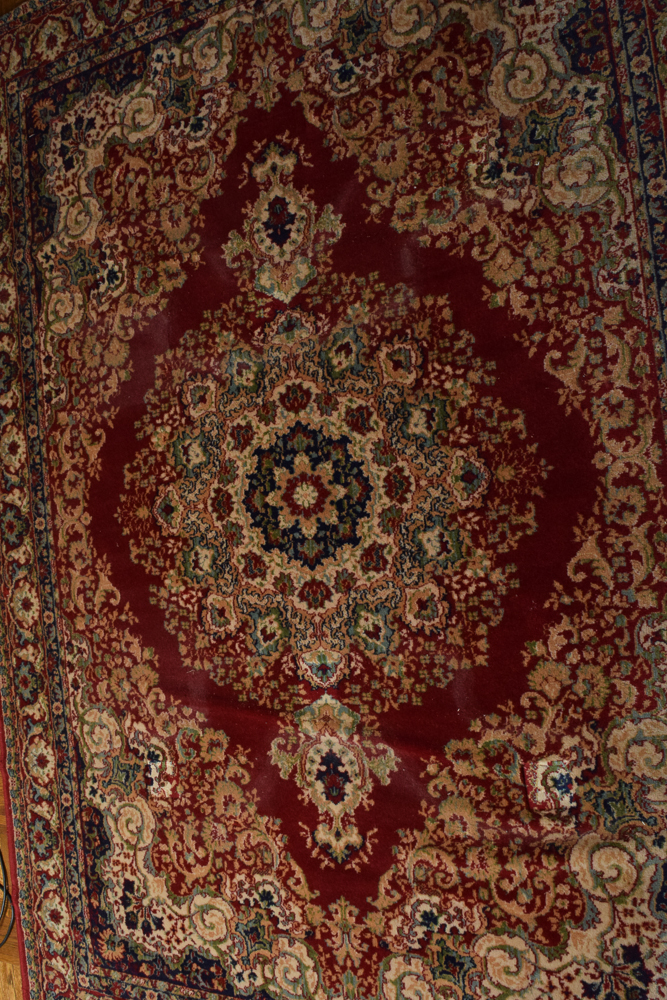 Machine Made Belgian Wool Area Rug