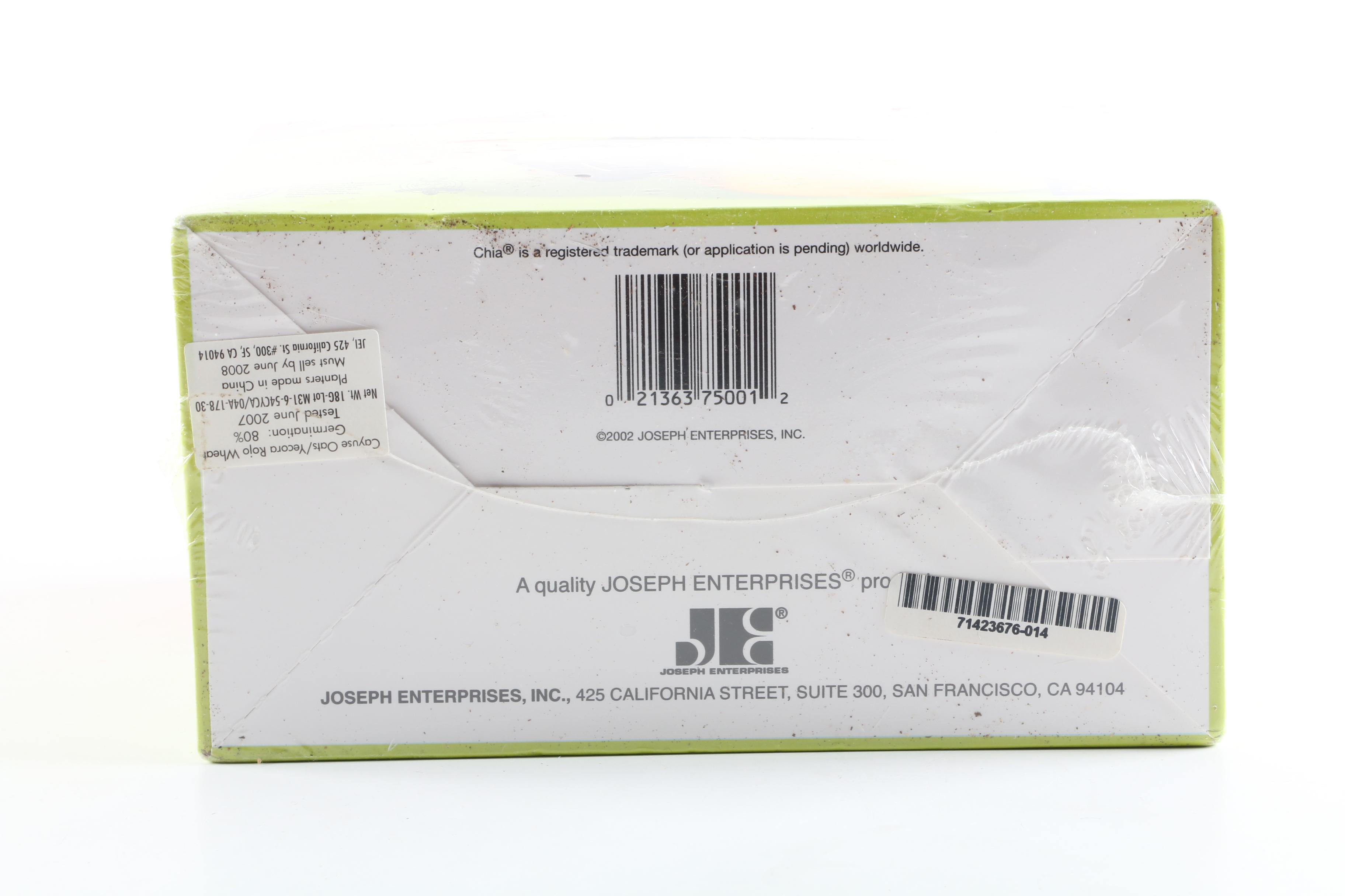 Chia Cat Grass Planter Kit Featuring Sylvester & Tweety