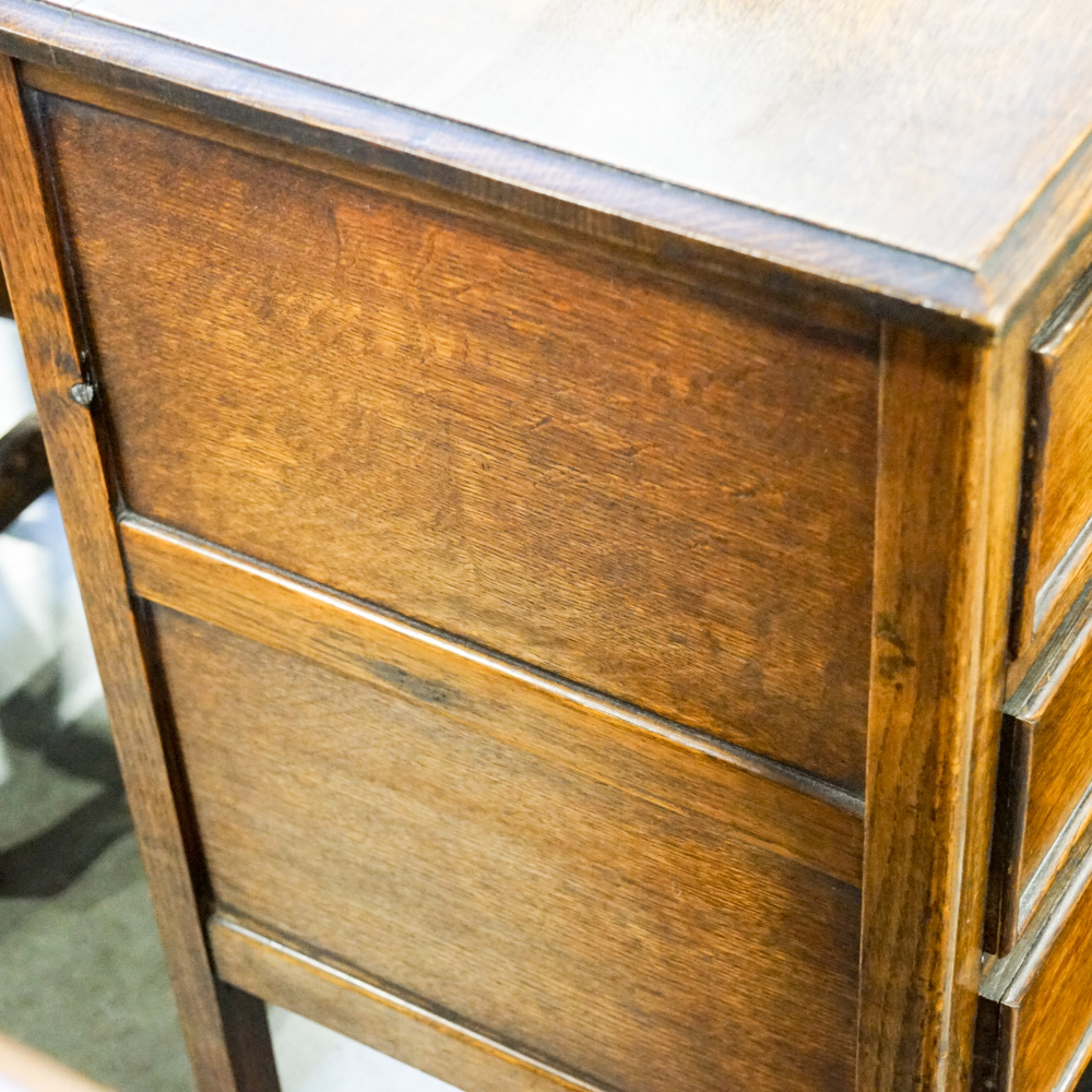 Vintage Oak Dresser with Mirror