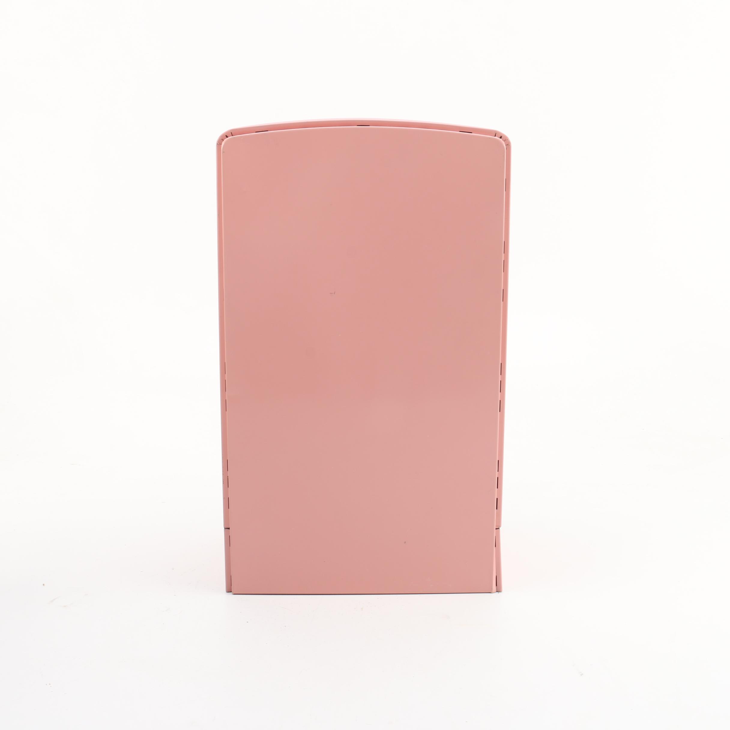 Vintage Wolverine Supply & Mfg. Co. Miniature Refrigerator and Stove