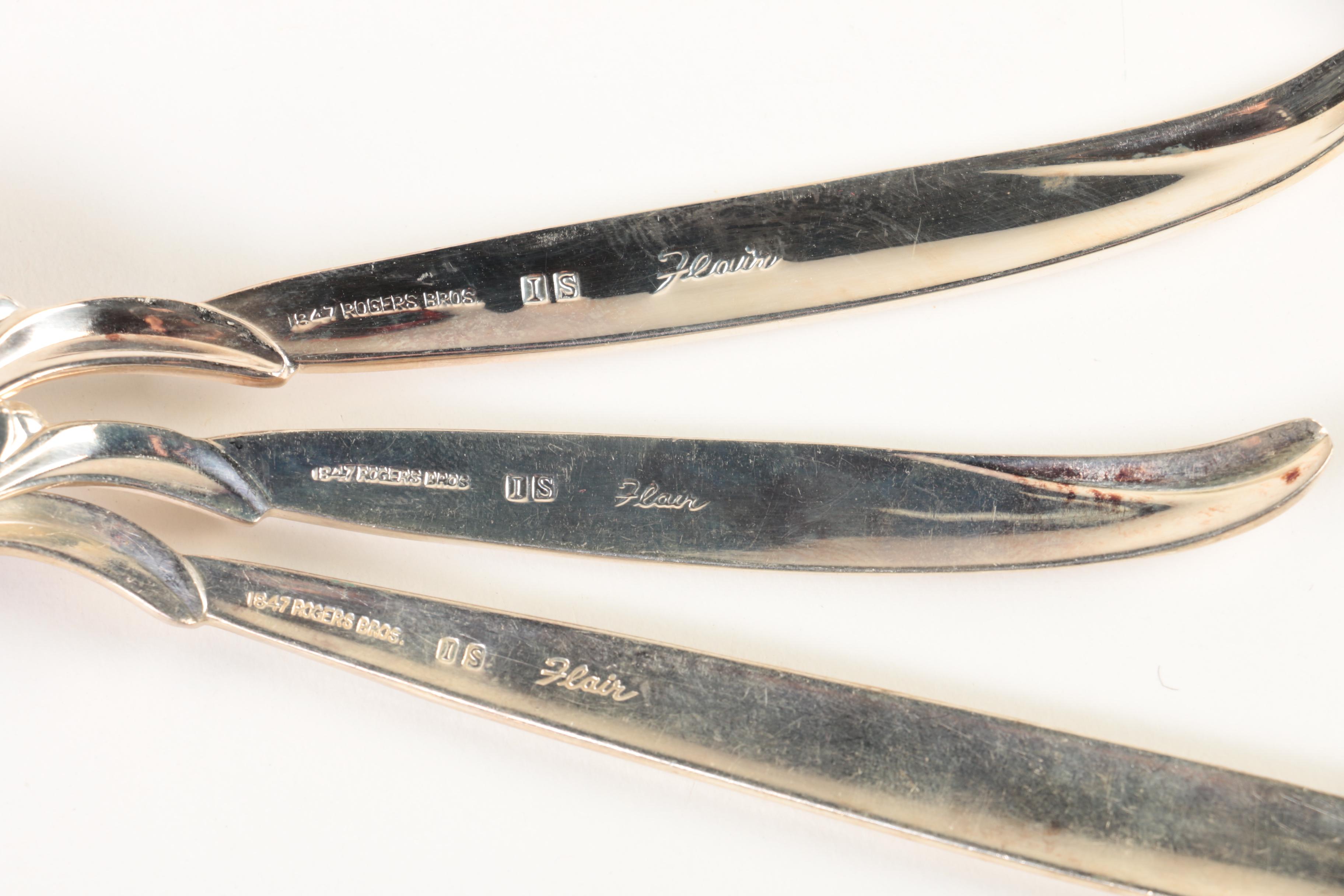 1847 Rogers Bros. "Flair" Silver-Plated Flatware Set