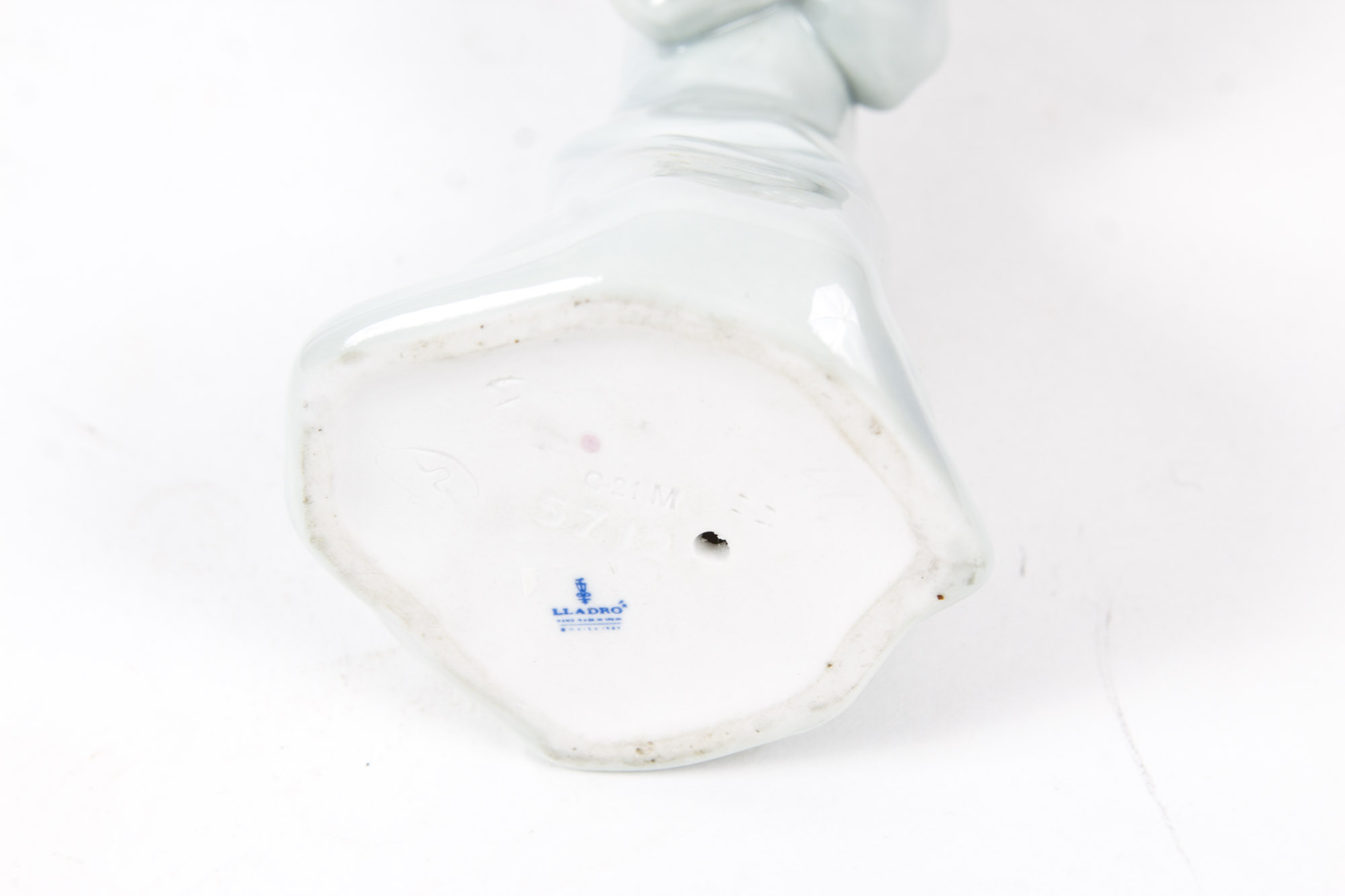 Lladró "Sleepy Kitten" Figurine #5712