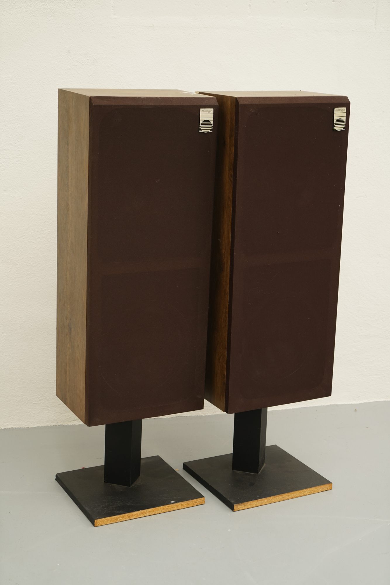 Mirage SM-2.5 Floor Speakers