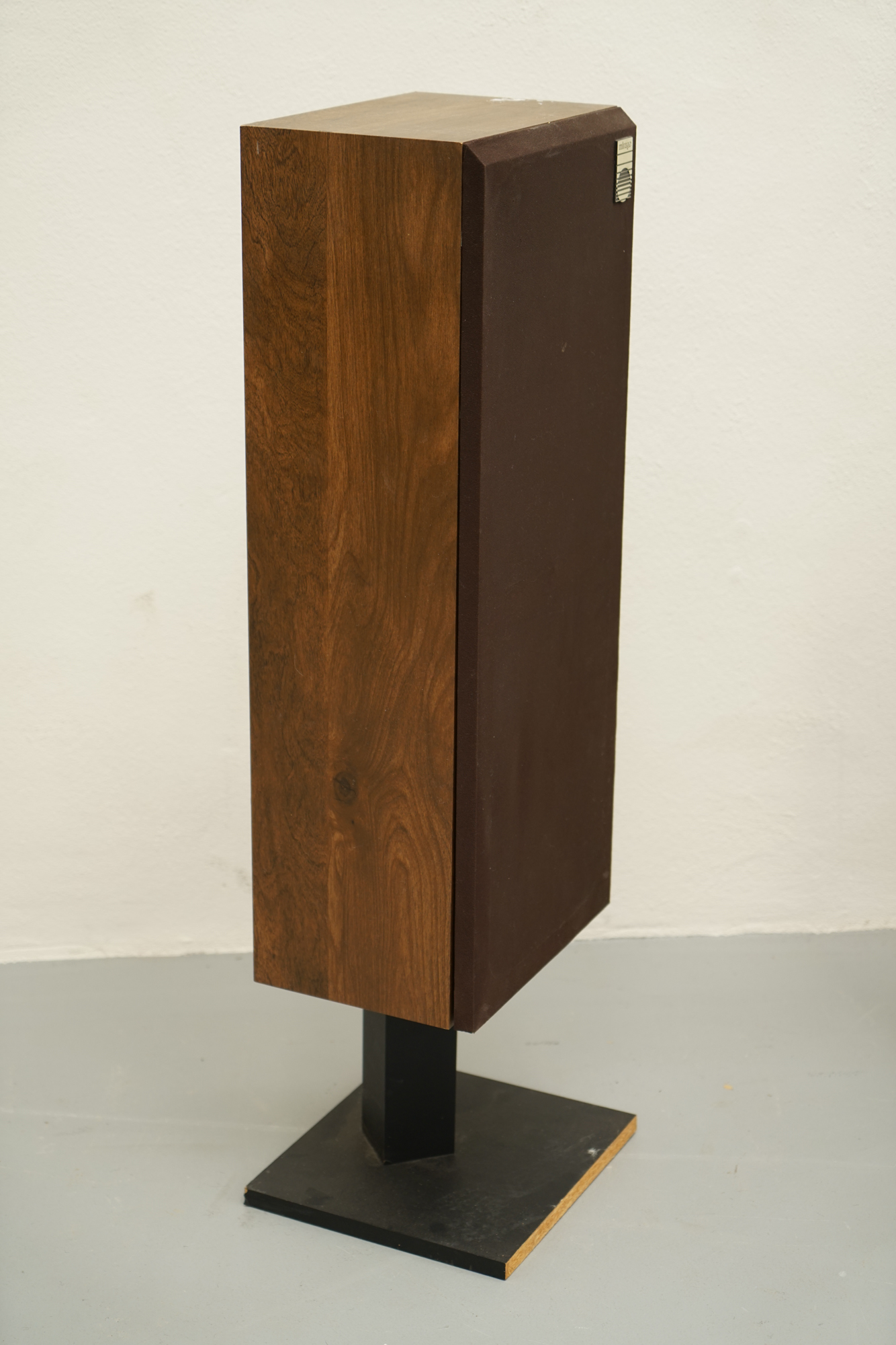 Mirage SM-2.5 Floor Speakers