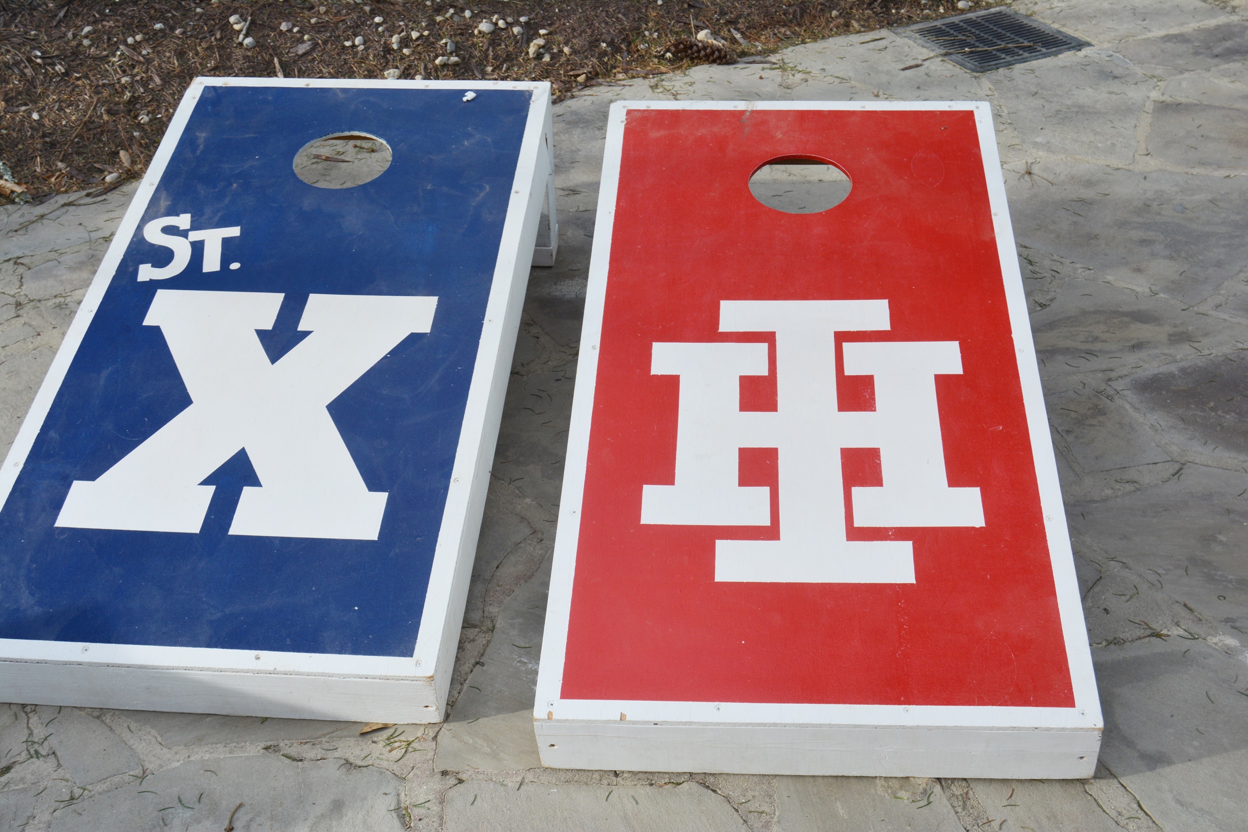 Saint Xavier High School and Indian Hill High School Cornhole Game