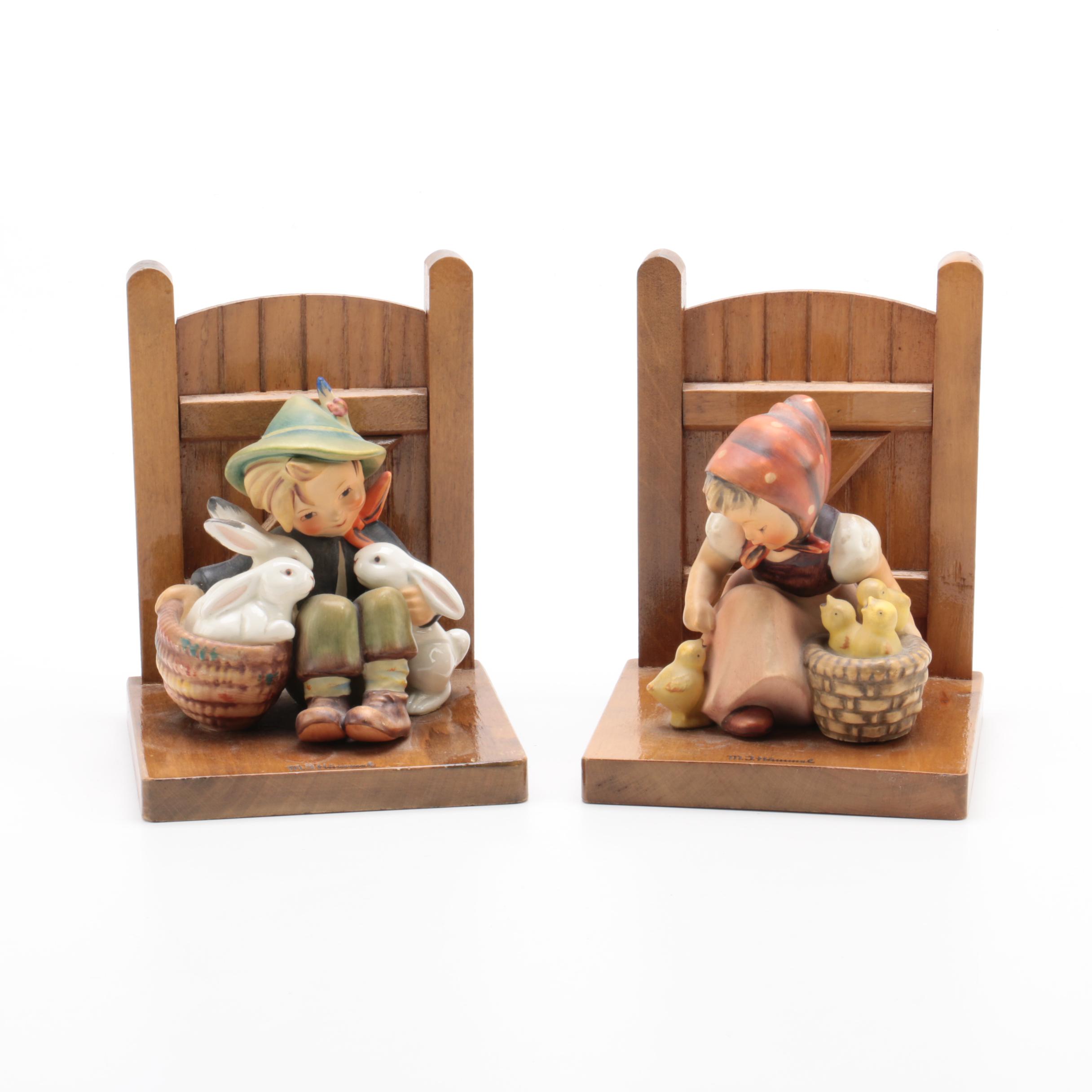 Hummel "Playmates" and "Chicks Girl" Wooden Stands