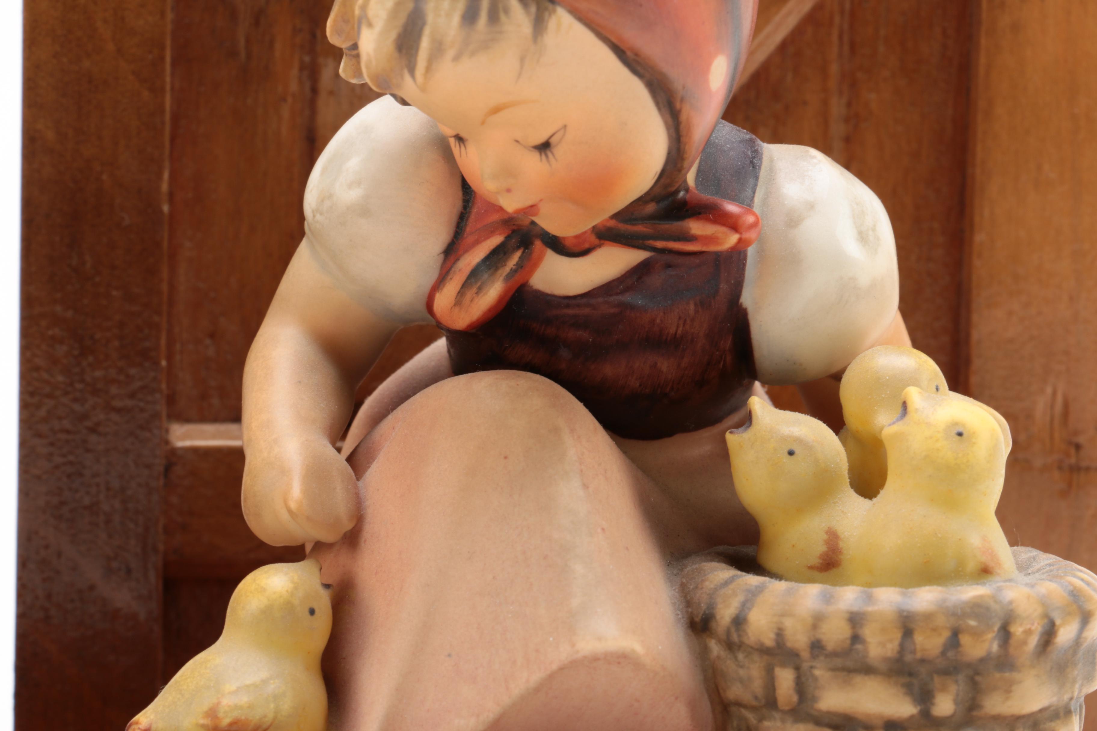Hummel "Playmates" and "Chicks Girl" Wooden Stands