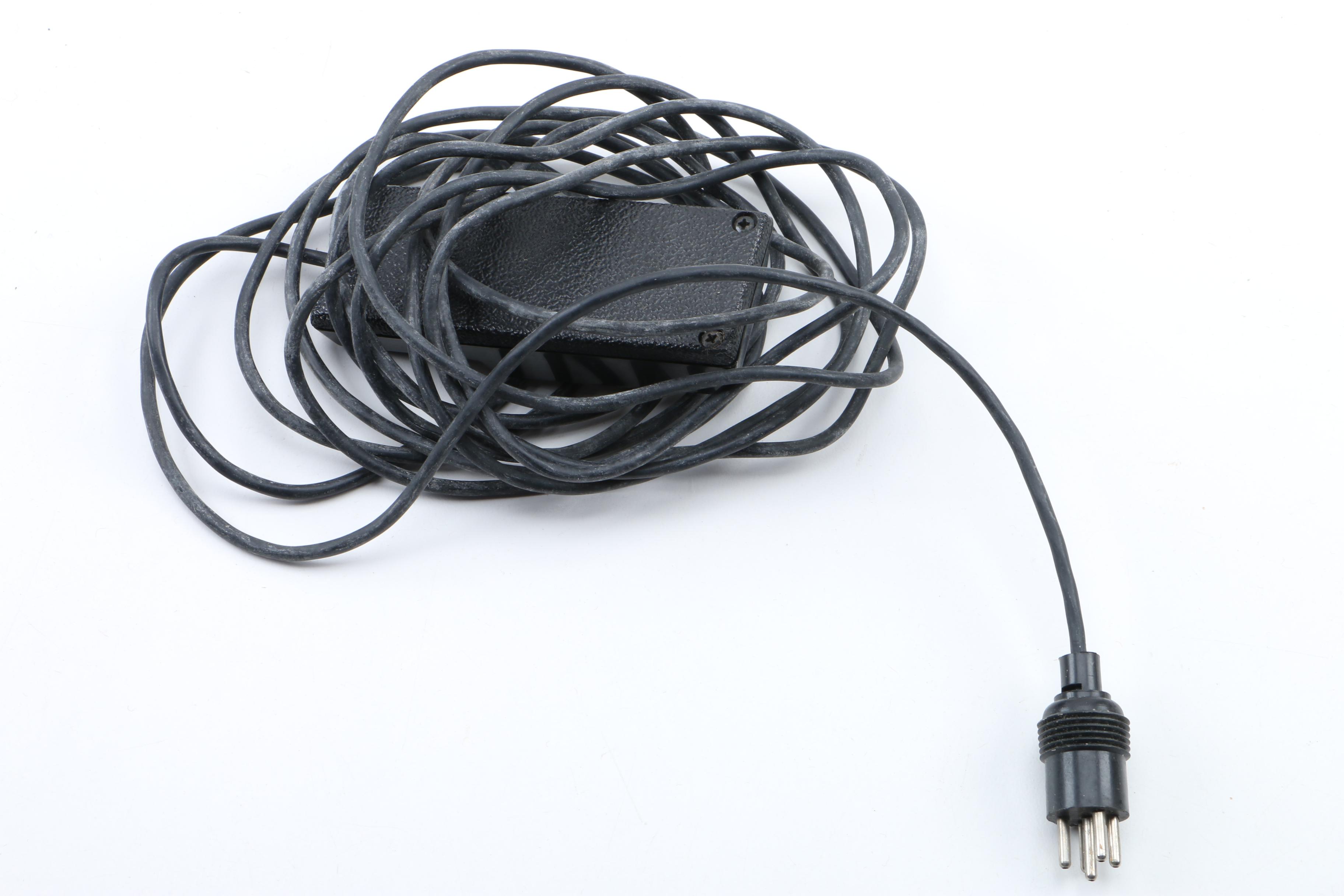 Kodak Carousel 650 Slide Projector and Accessories