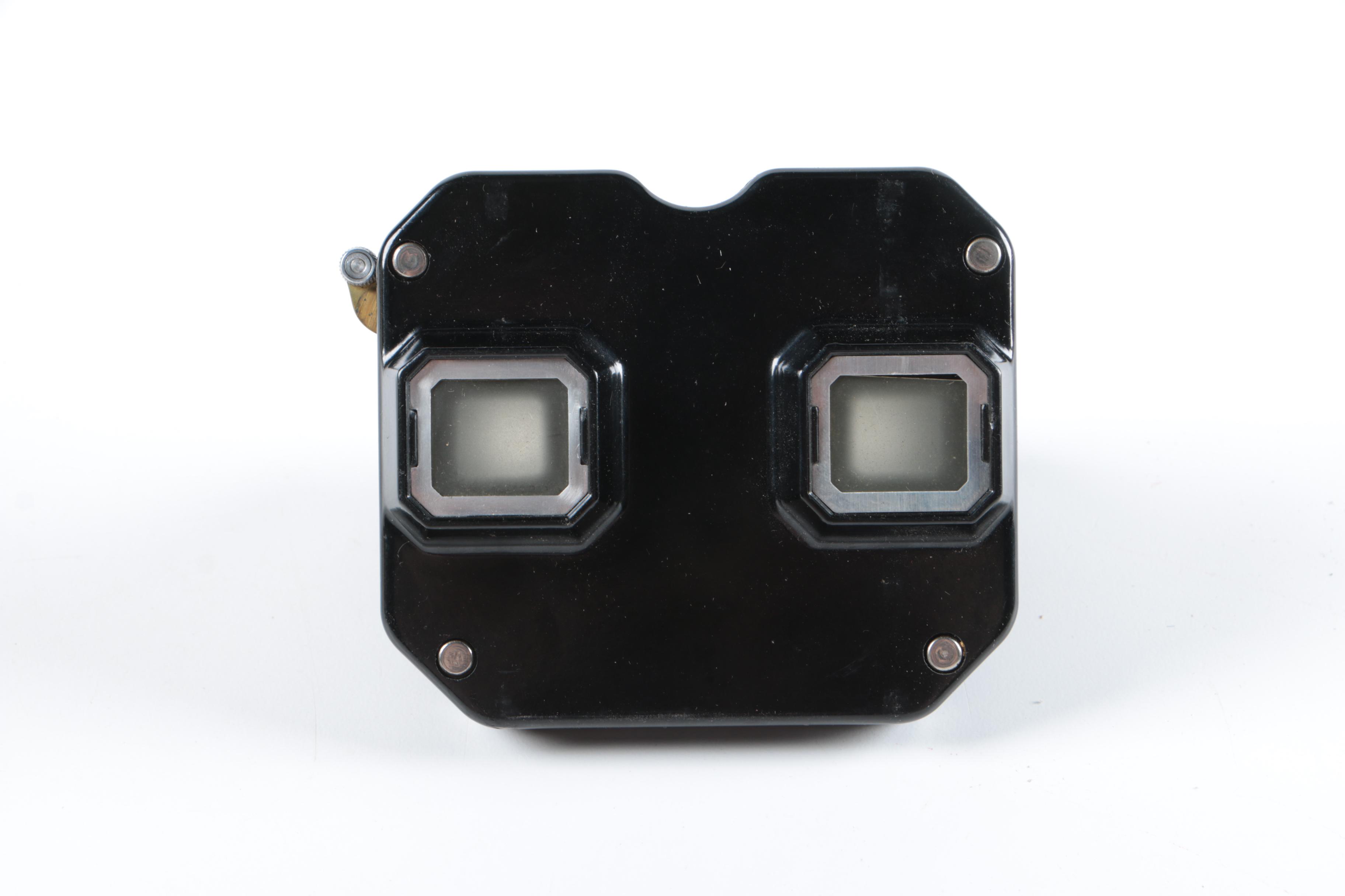 Sawyer's View-Master with Luma-View Light Attachment and Reels