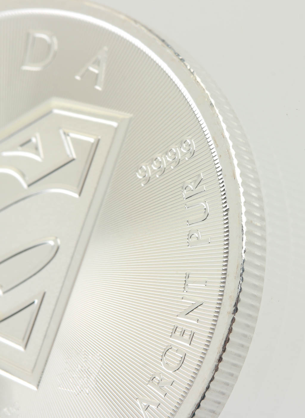 2016 Canadian Five Dollar Silver Superman Shield Coin