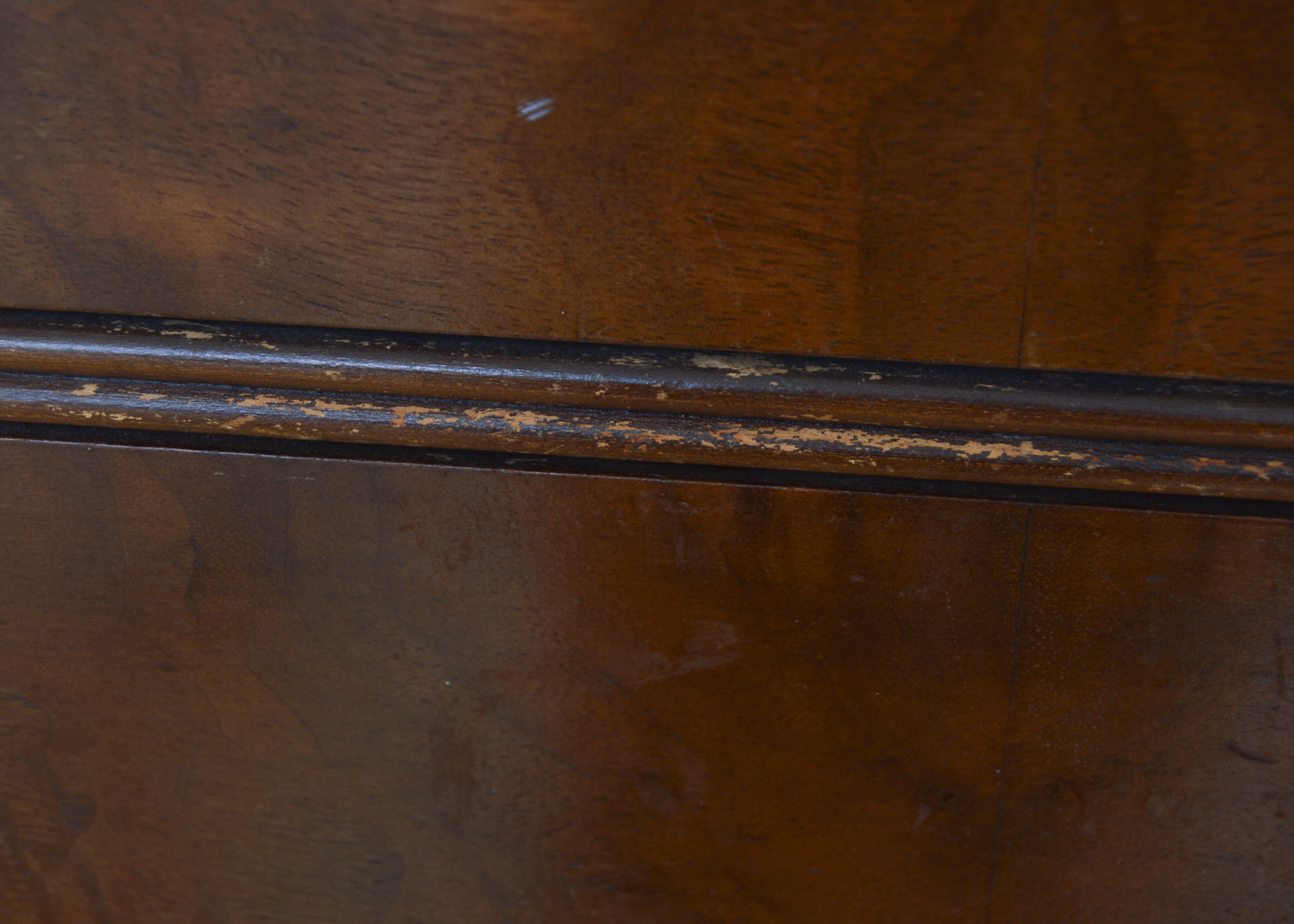 Kroehler Art Deco Chest of Drawers