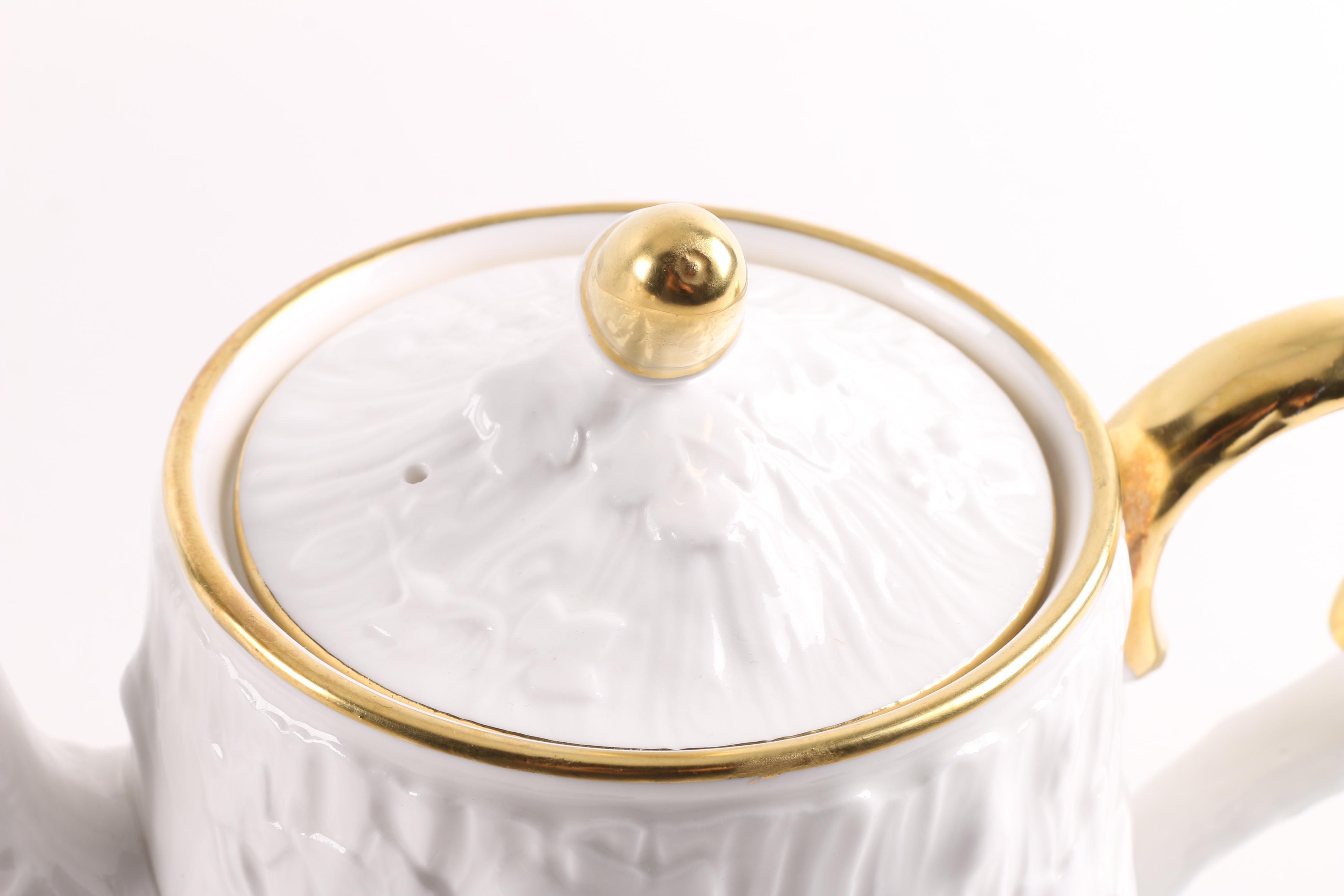 1931 Royal Staffordshire "Old English Oak" and Other Tea Ware