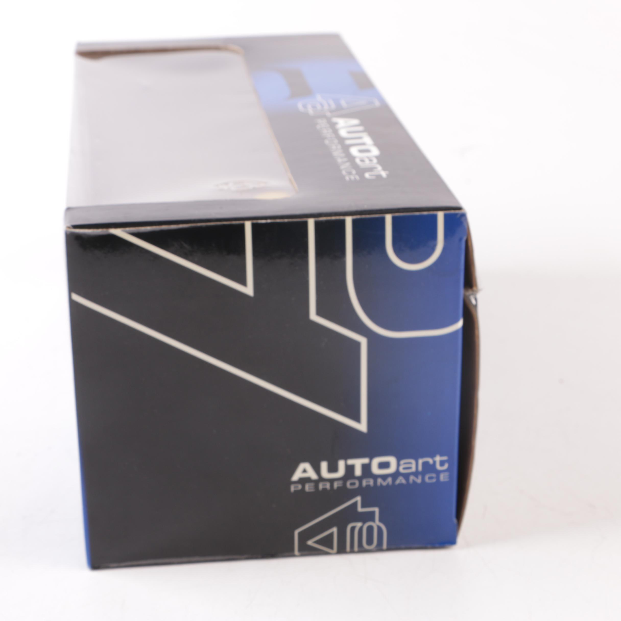 AUTOart Die-Cast Cars