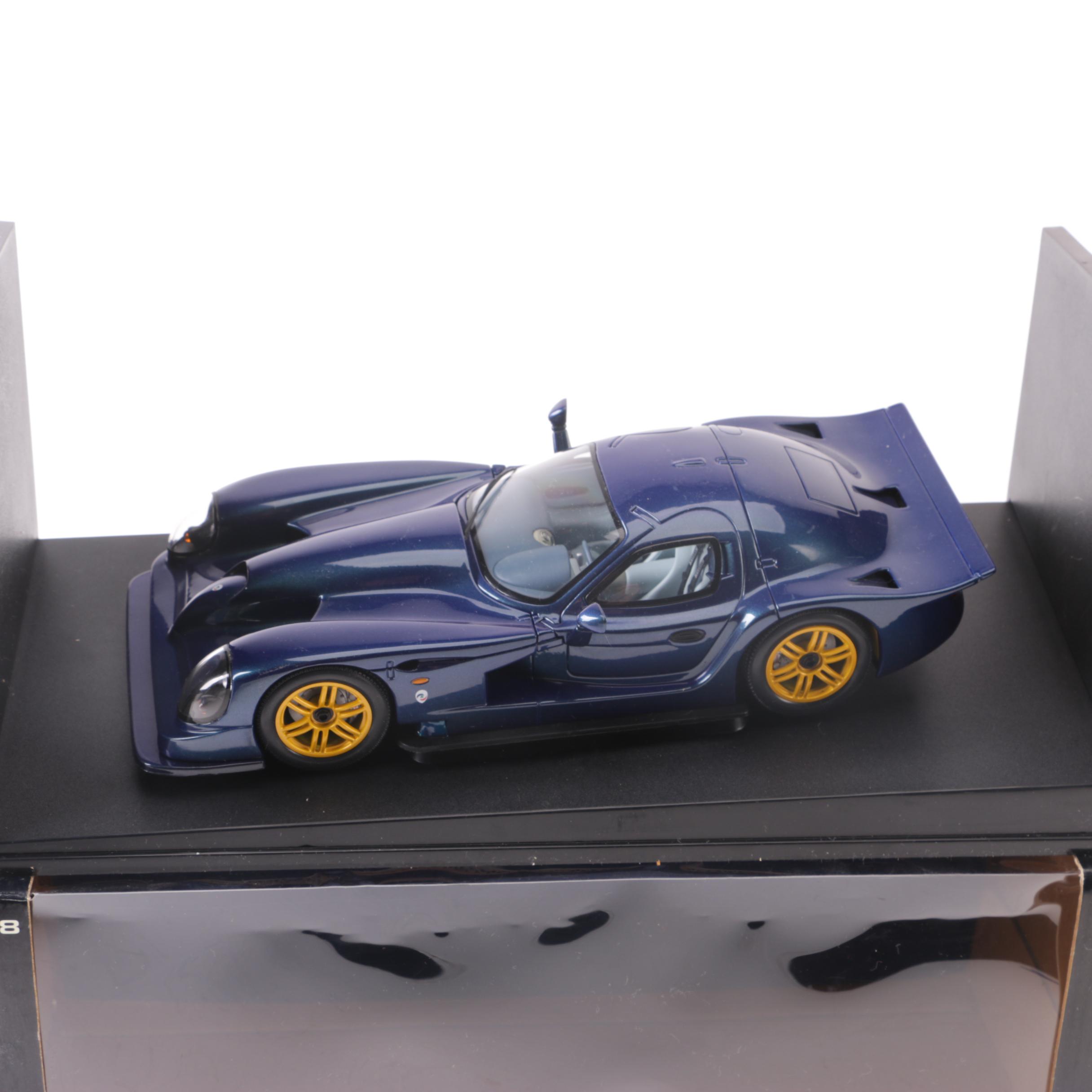 AUTOart Die-Cast Cars