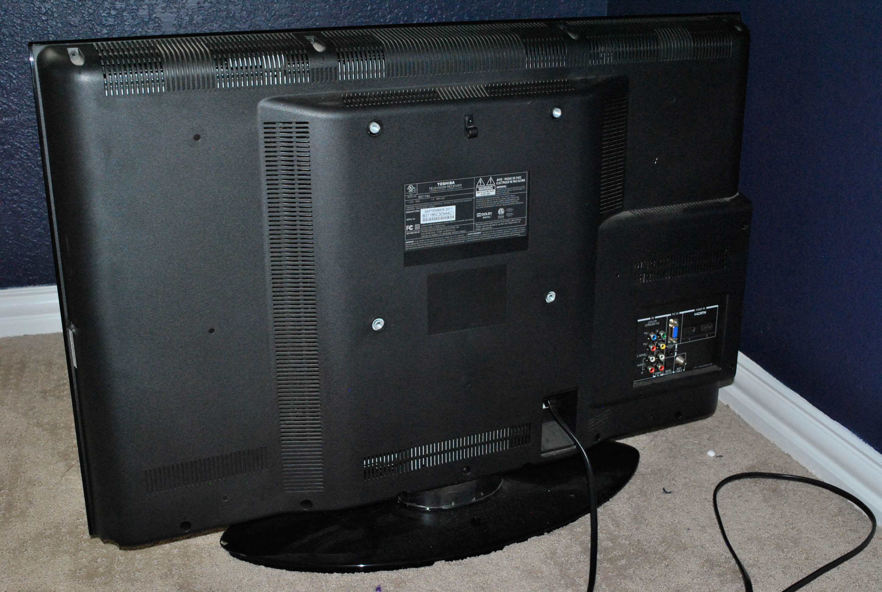 Toshiba 32" Model 32C11OU LCD Television