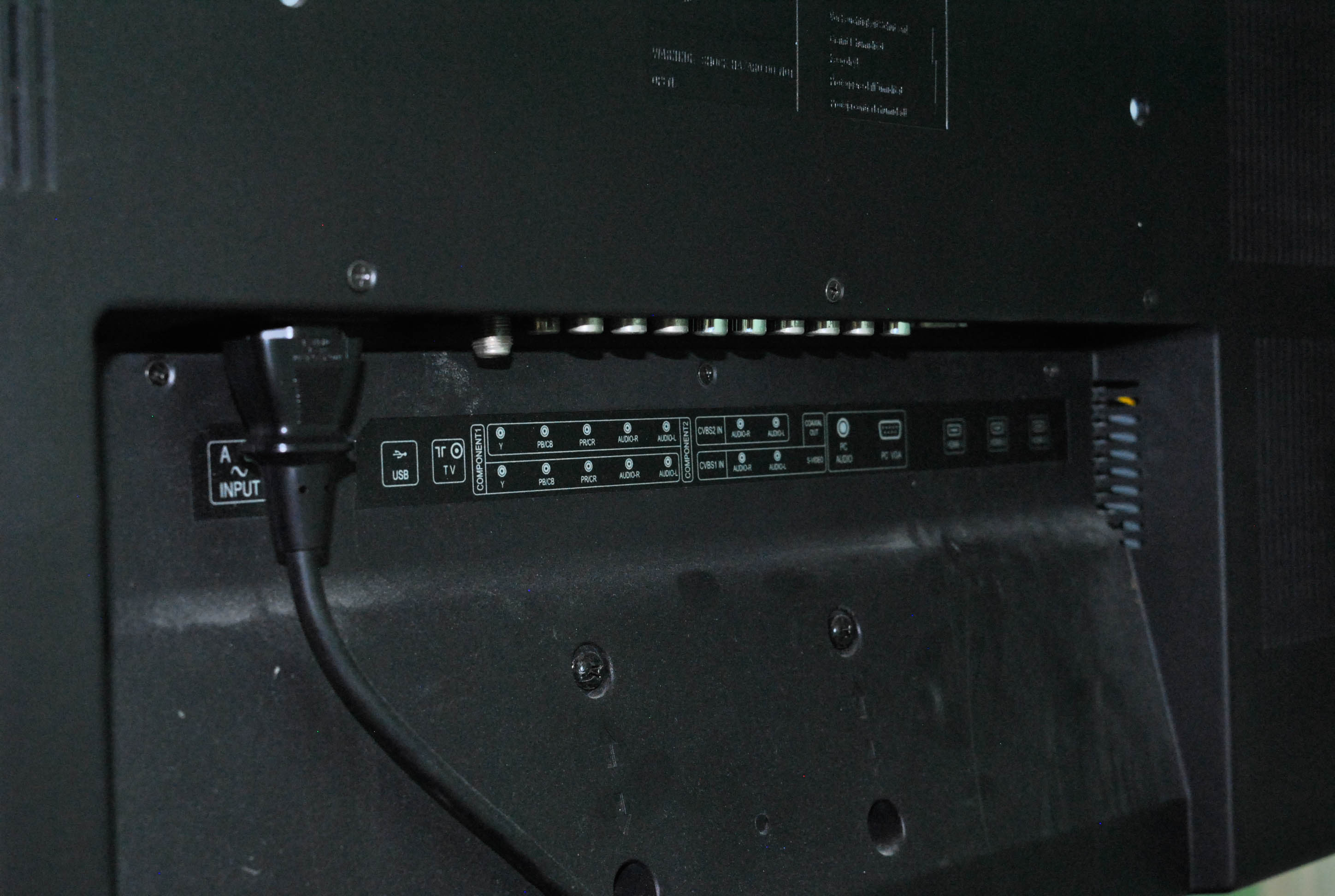 Westinghouse Model VR-4030 40" LCD Television