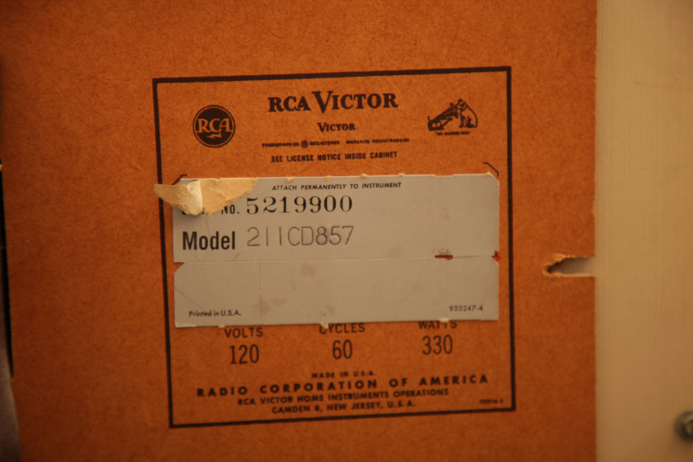 Vintage RCA Victor Color TV