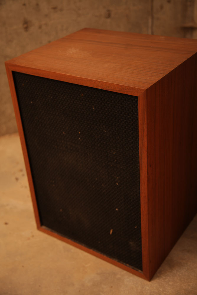 Vintage Klipsch Heresy Bookshelf Speakers