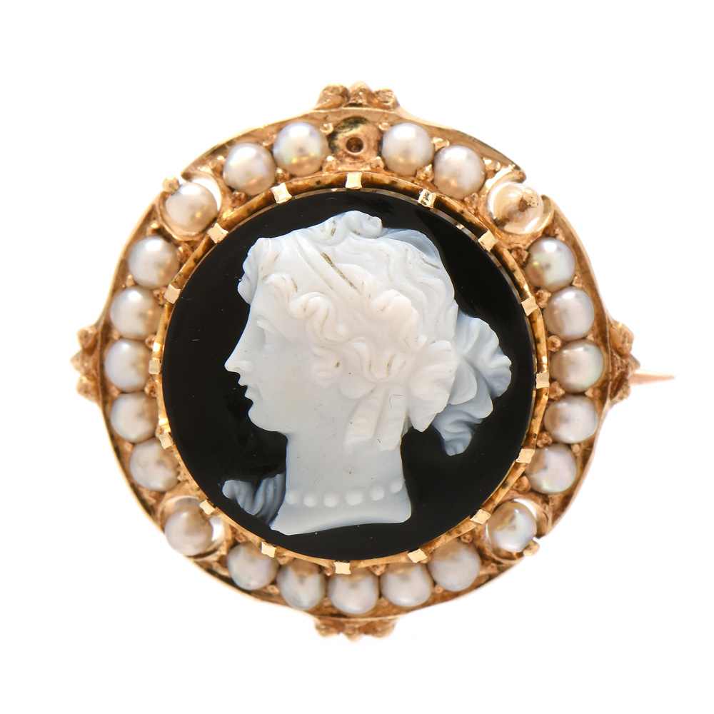 Antique 14K Yellow Gold Black Onyx Cameo Brooch