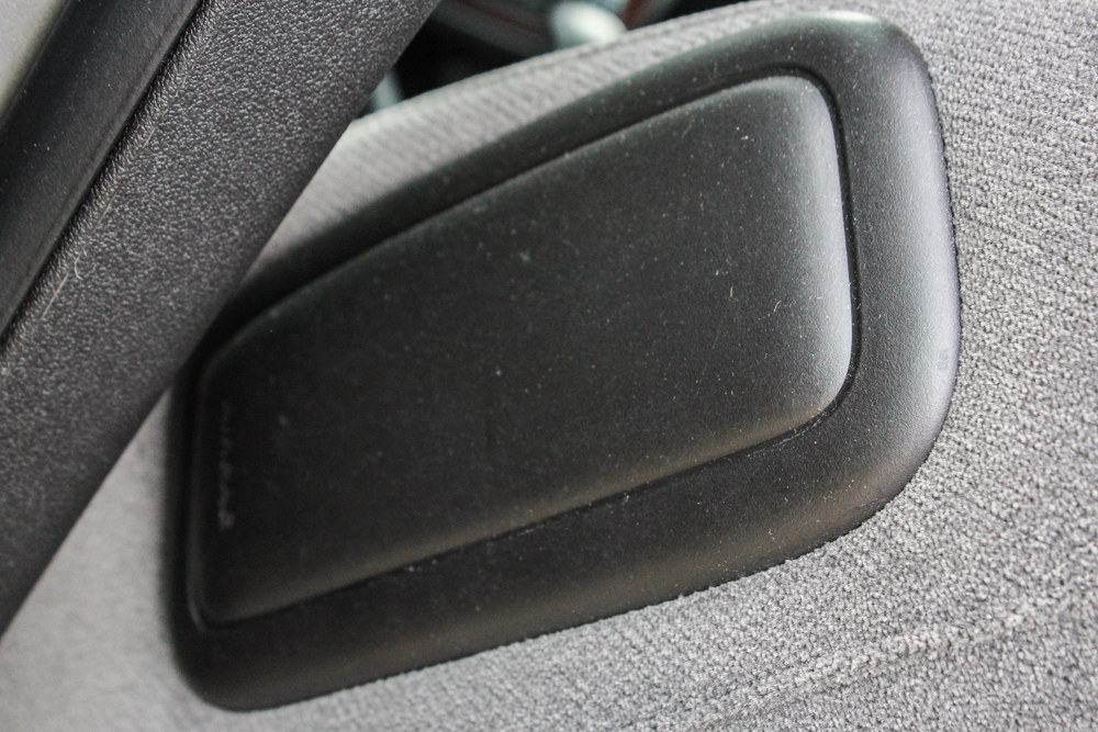 2009 Chevrolet Impala Mid-Size Sedan