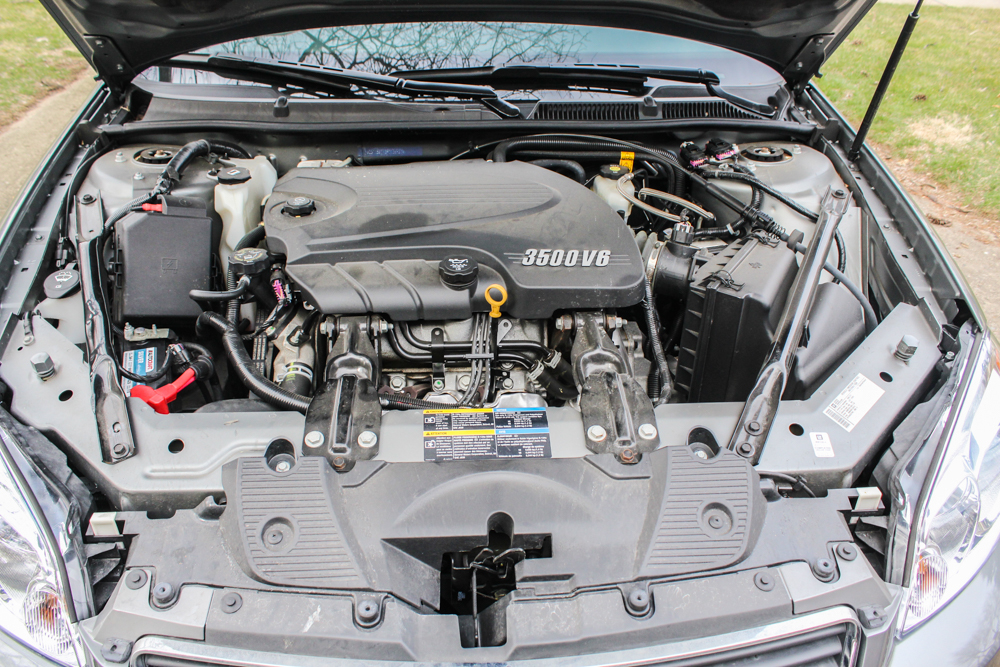 2009 Chevrolet Impala Mid-Size Sedan