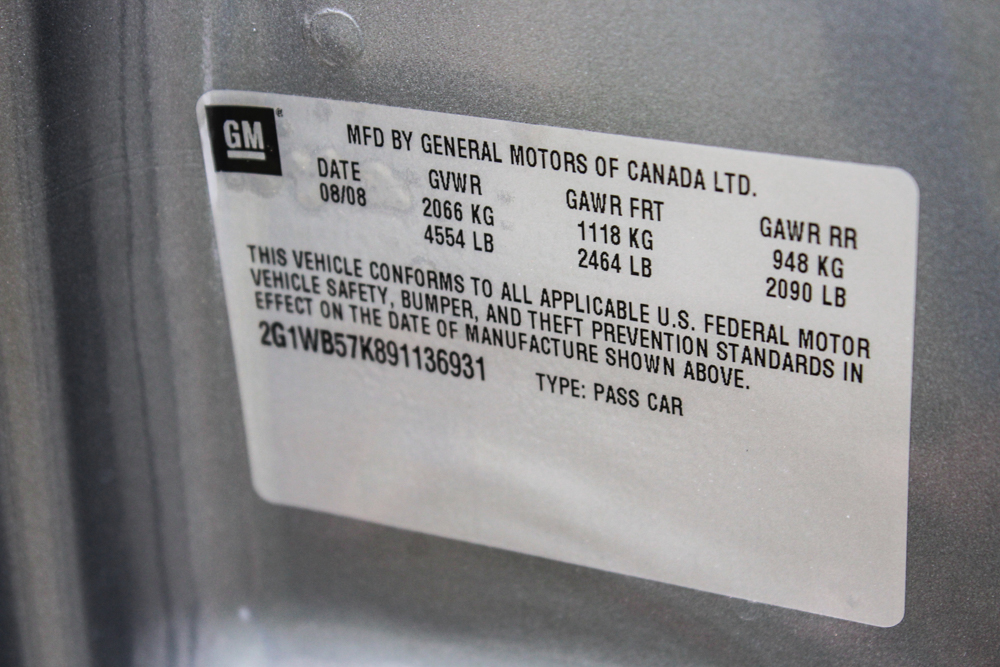 2009 Chevrolet Impala Mid-Size Sedan