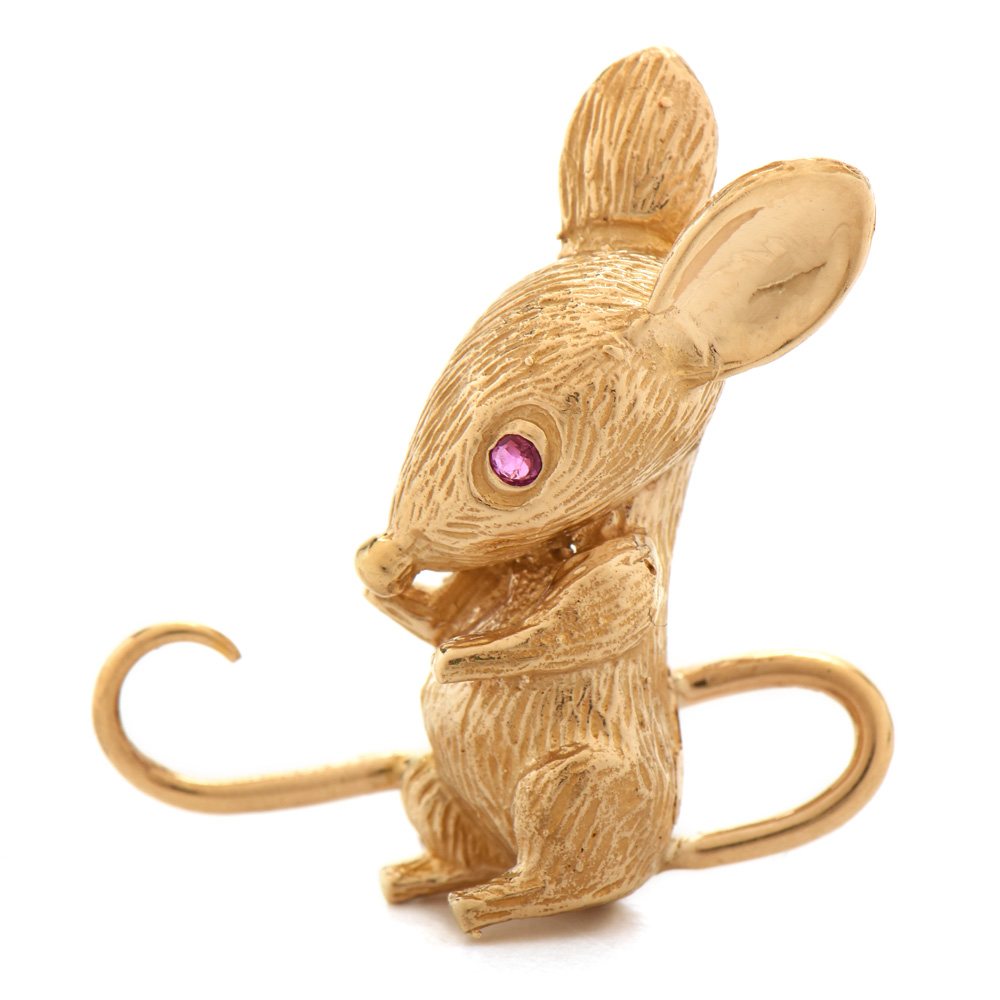 Vintage 14K Yellow Gold Mouse Brooch with a Ruby Eye