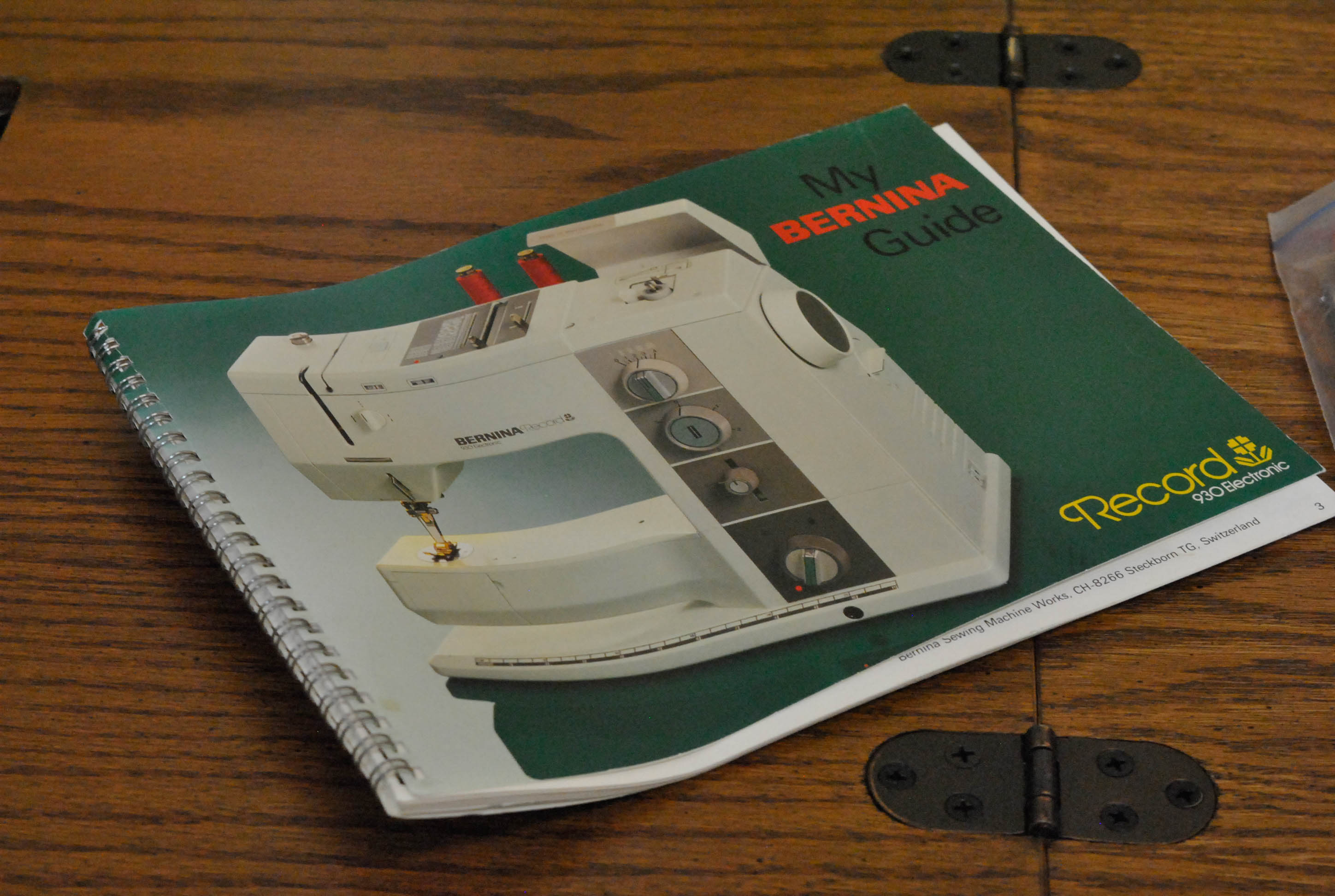 Bernina Record 930 Electronic Sewing Machine and Cabinet