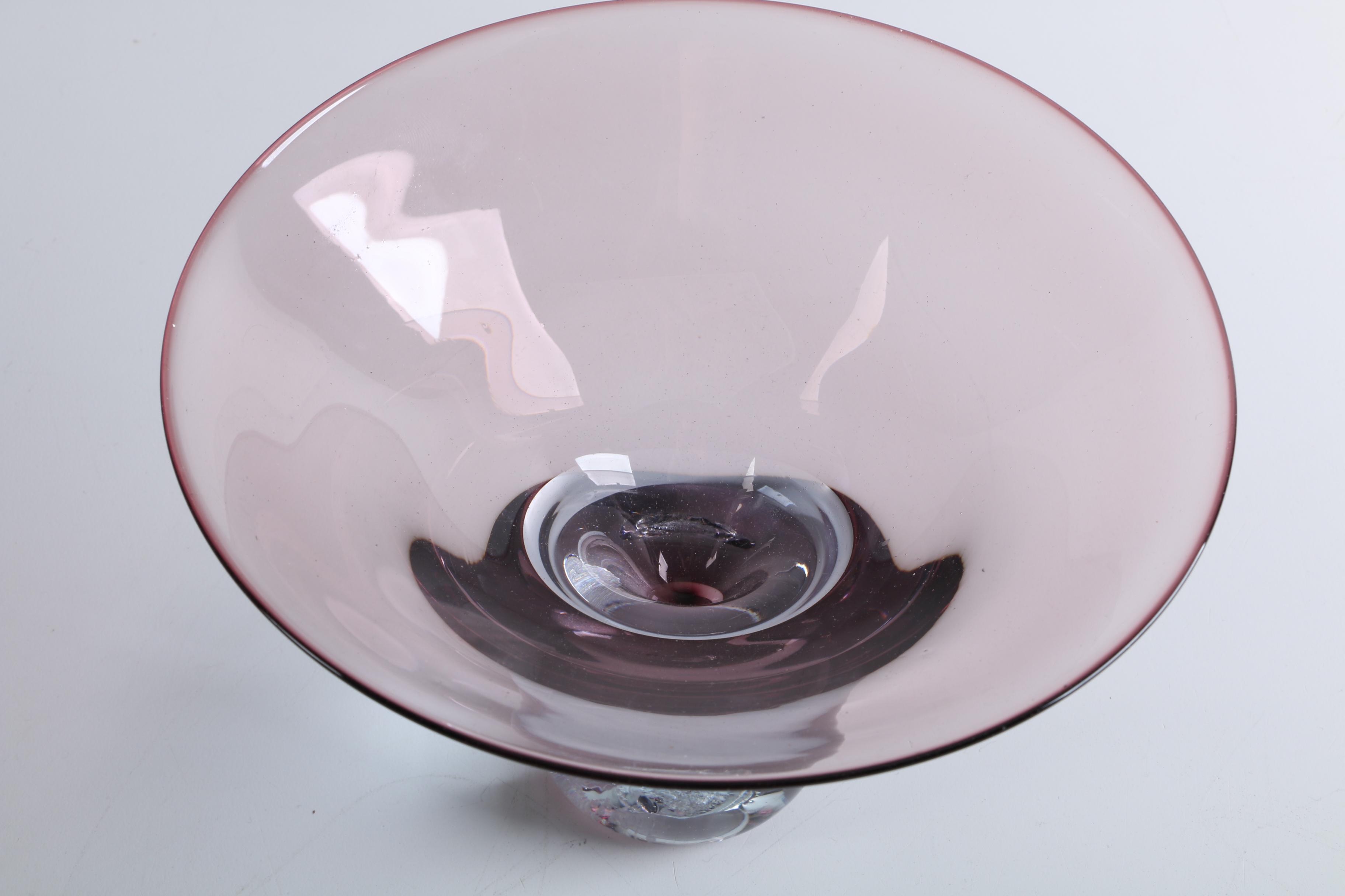 Robert Deeble Hand Blown Art Glass Bowl